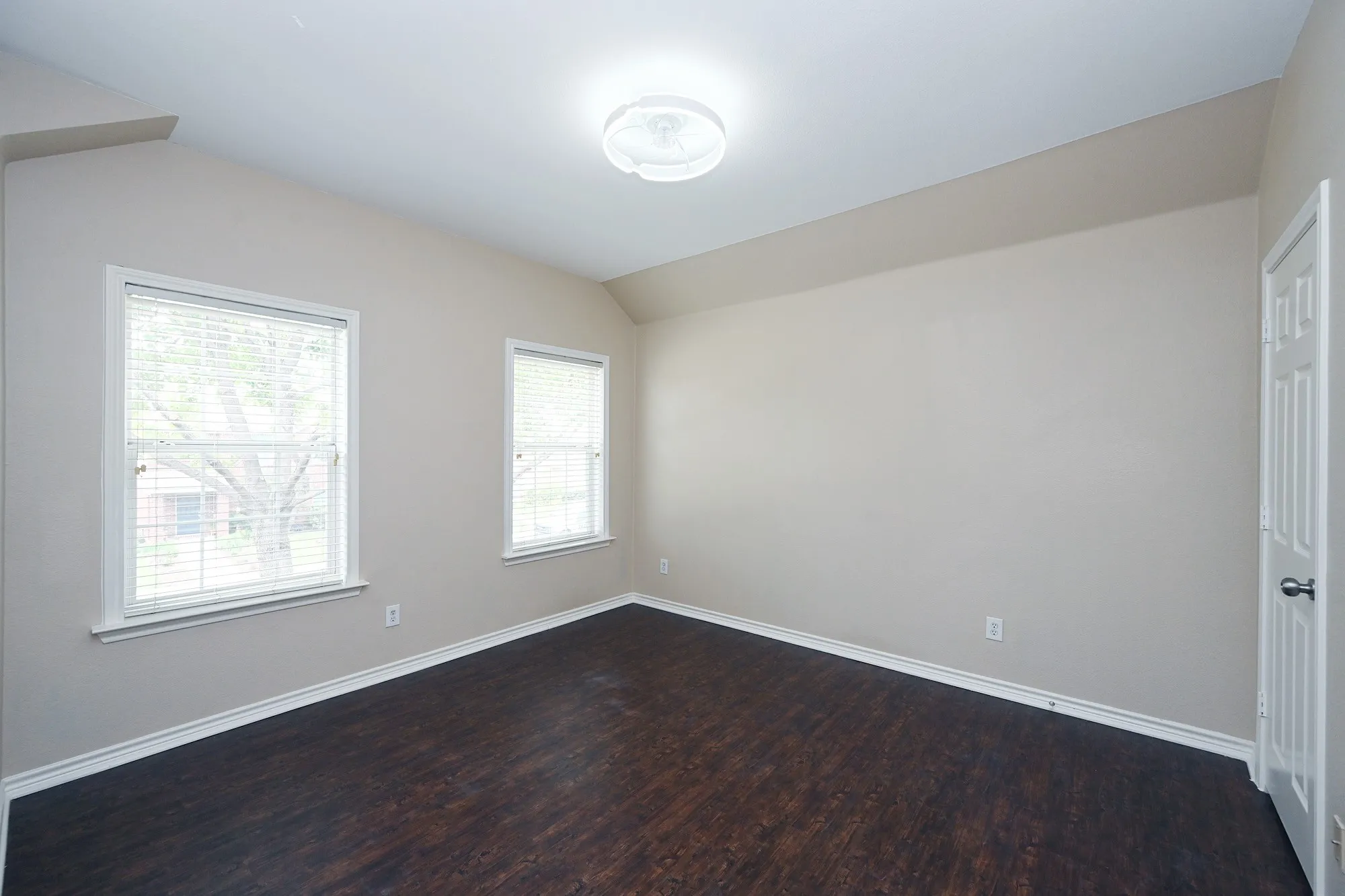 Single Family Residence For Rent in Denton County , 8908 Stewart Street, Cross Roads, Texas 76227, 4 Bedroom, 3 Bathroom, 2 Garage spaces, 2,162 Sqft, built in 2004, mls#21364894, Real Estate Agent in Cross Roads, Homes For Rent in Denton county, Homes For Rent in Cross Roads, Realtor in Cross Roads Texas, Real Estate Brokerage Independent Realty Texas, Luminita Cordes Realtor