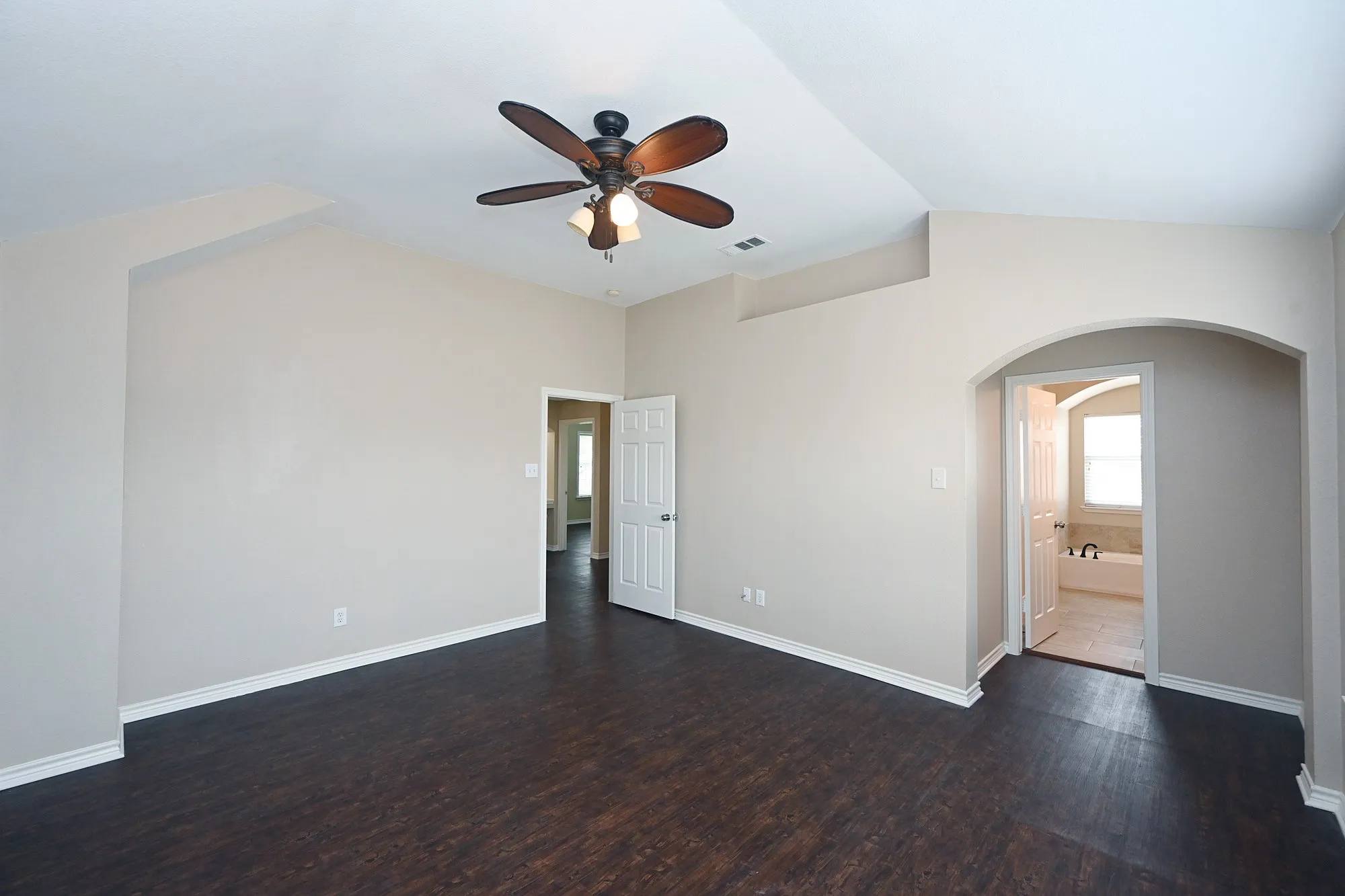 Single Family Residence For Rent in Denton County , 8908 Stewart Street, Cross Roads, Texas 76227, 4 Bedroom, 3 Bathroom, 2 Garage spaces, 2,162 Sqft, built in 2004, mls#21364894, Real Estate Agent in Cross Roads, Homes For Rent in Denton county, Homes For Rent in Cross Roads, Realtor in Cross Roads Texas, Real Estate Brokerage Independent Realty Texas, Luminita Cordes Realtor