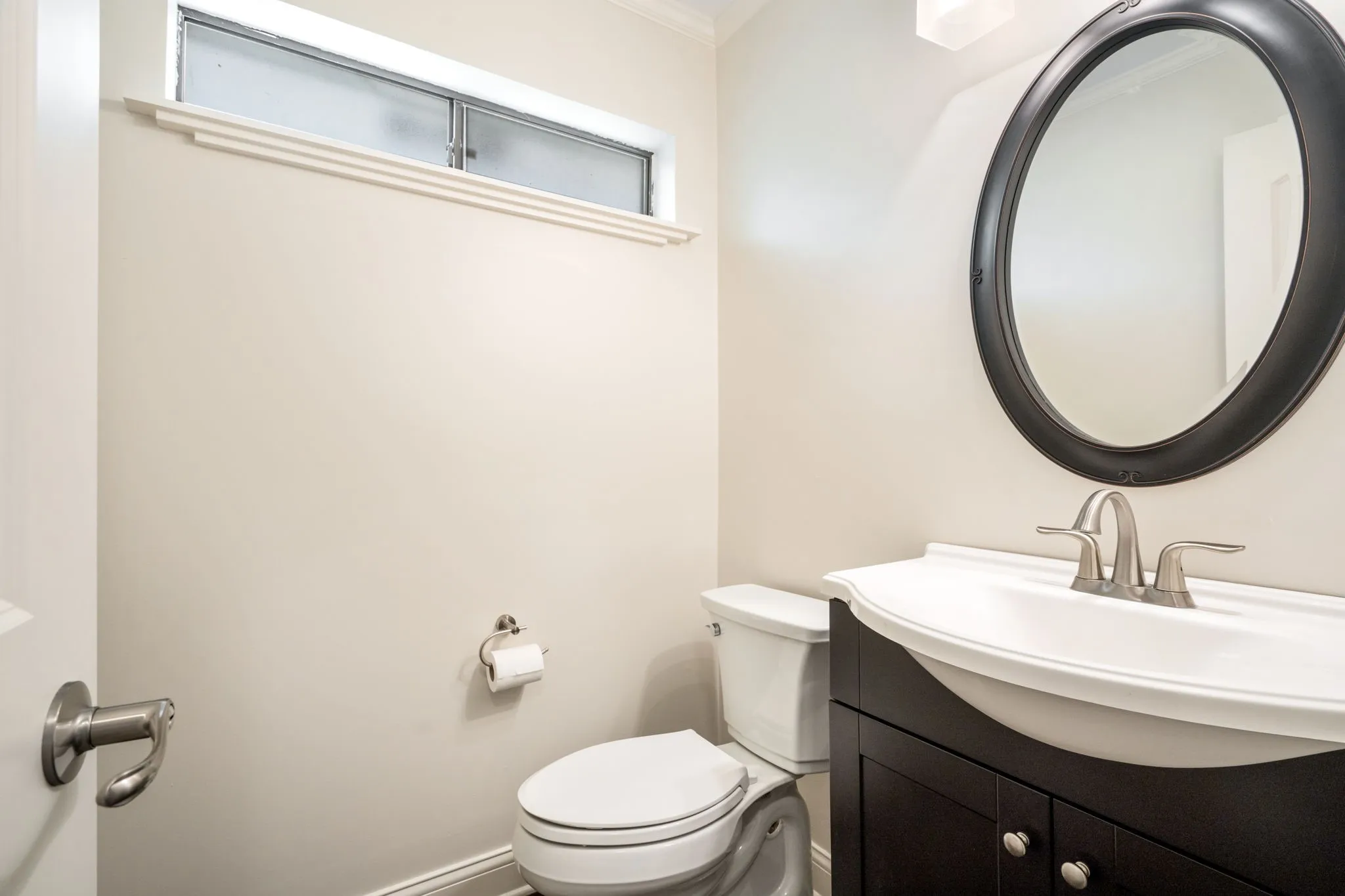 1/2 Bath