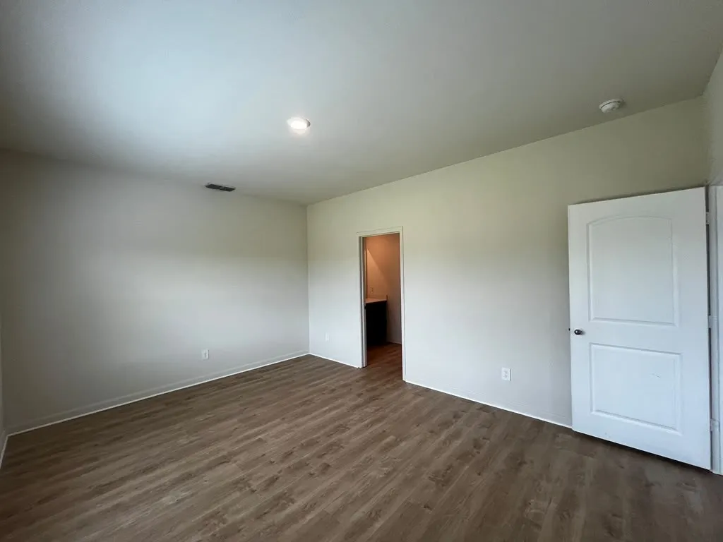 Single Family Residence For Rent in Kaufman County , 3023 Boran Drive, Forney, Texas 75126, 5 Bedroom, 3 Bathroom, 2 Garage spaces, 2,766 Sqft, built in 2022, mls#21364907, Real Estate Agent in Forney, Homes For Rent in Kaufman county, Homes For Rent in Forney, Realtor in Forney Texas, Real Estate Brokerage Independent Realty Texas, Luminita Cordes Realtor