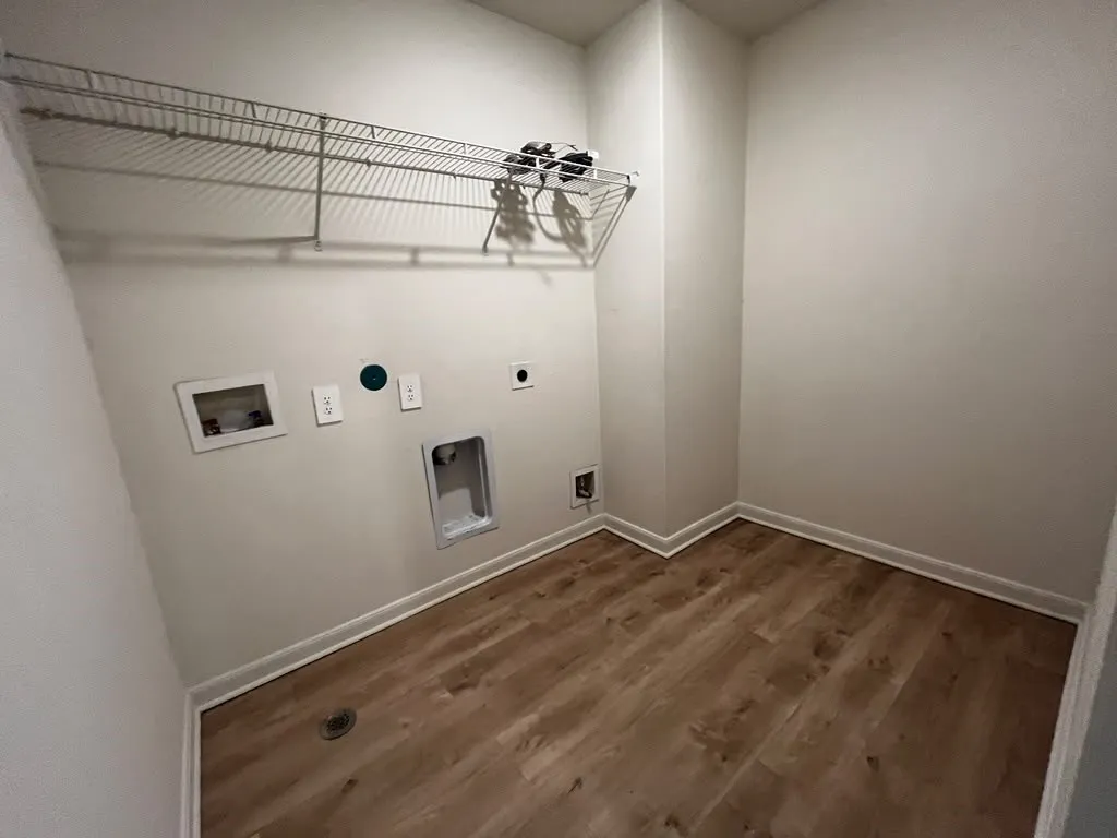 Single Family Residence For Rent in Kaufman County , 3023 Boran Drive, Forney, Texas 75126, 5 Bedroom, 3 Bathroom, 2 Garage spaces, 2,766 Sqft, built in 2022, mls#21364907, Real Estate Agent in Forney, Homes For Rent in Kaufman county, Homes For Rent in Forney, Realtor in Forney Texas, Real Estate Brokerage Independent Realty Texas, Luminita Cordes Realtor