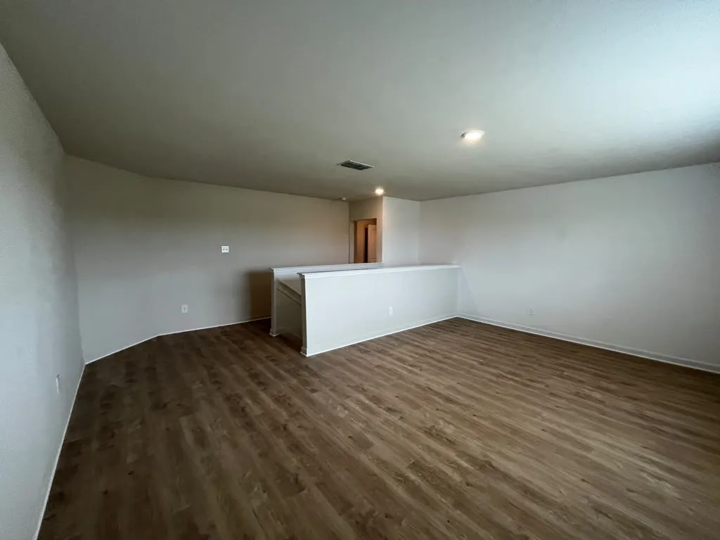 Single Family Residence For Rent in Kaufman County , 3023 Boran Drive, Forney, Texas 75126, 5 Bedroom, 3 Bathroom, 2 Garage spaces, 2,766 Sqft, built in 2022, mls#21364907, Real Estate Agent in Forney, Homes For Rent in Kaufman county, Homes For Rent in Forney, Realtor in Forney Texas, Real Estate Brokerage Independent Realty Texas, Luminita Cordes Realtor