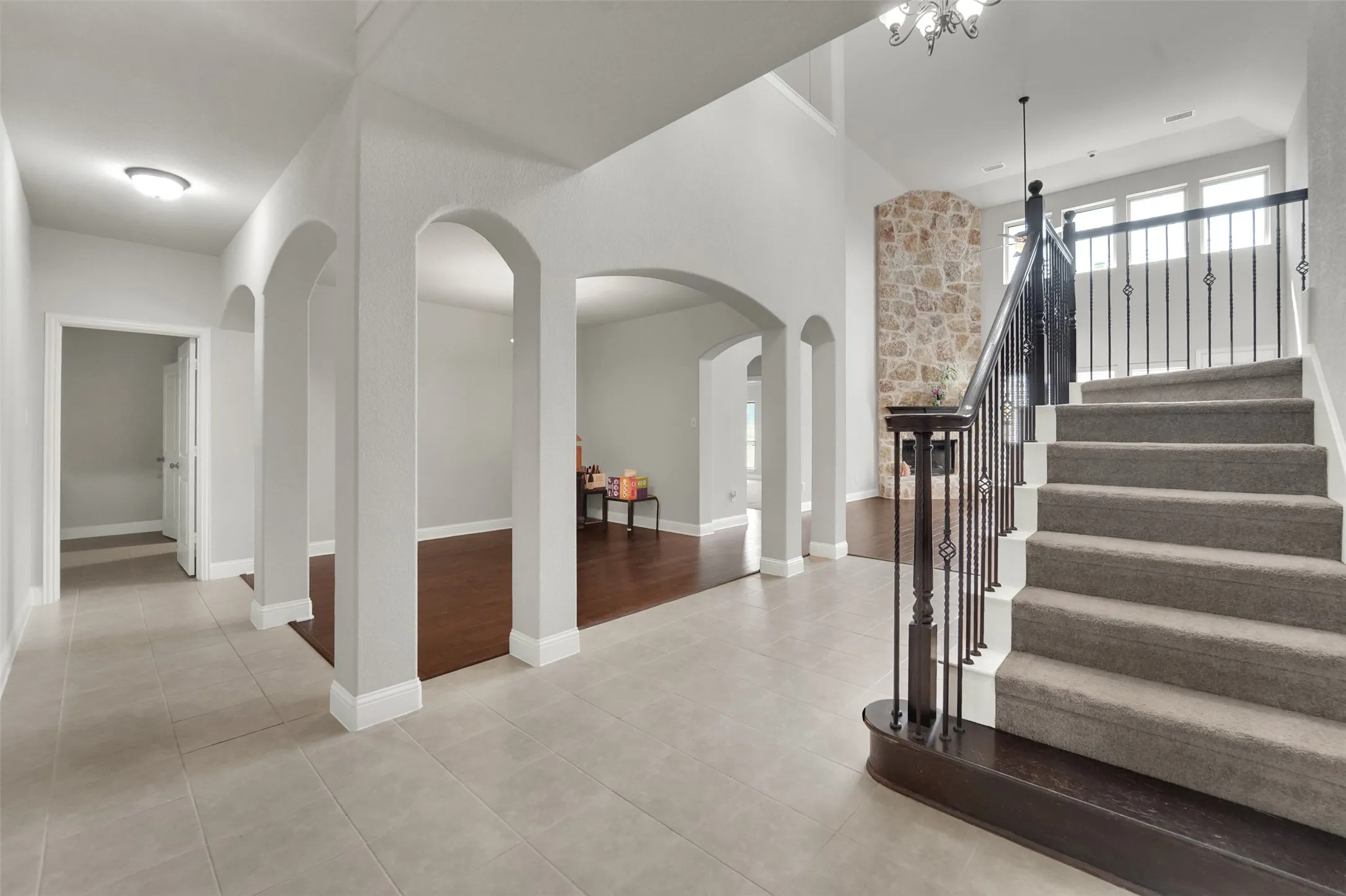 Single Family Residence For Rent in Johnson County , 2743 Chimney Rock Road, Burleson, Texas 76028, 4 Bedroom, 4 Bathroom, 2 Garage spaces, 3,540 Sqft, built in 2016, mls#21364761, Real Estate Agent in Burleson, Homes For Rent in Johnson county, Homes For Rent in Burleson, Realtor in Burleson Texas, Real Estate Brokerage Independent Realty Texas, Luminita Cordes Realtor