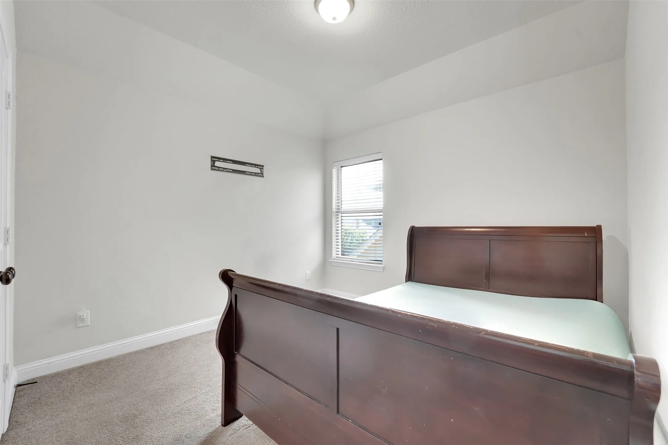 Single Family Residence For Rent in Johnson County , 2743 Chimney Rock Road, Burleson, Texas 76028, 4 Bedroom, 4 Bathroom, 2 Garage spaces, 3,540 Sqft, built in 2016, mls#21364761, Real Estate Agent in Burleson, Homes For Rent in Johnson county, Homes For Rent in Burleson, Realtor in Burleson Texas, Real Estate Brokerage Independent Realty Texas, Luminita Cordes Realtor