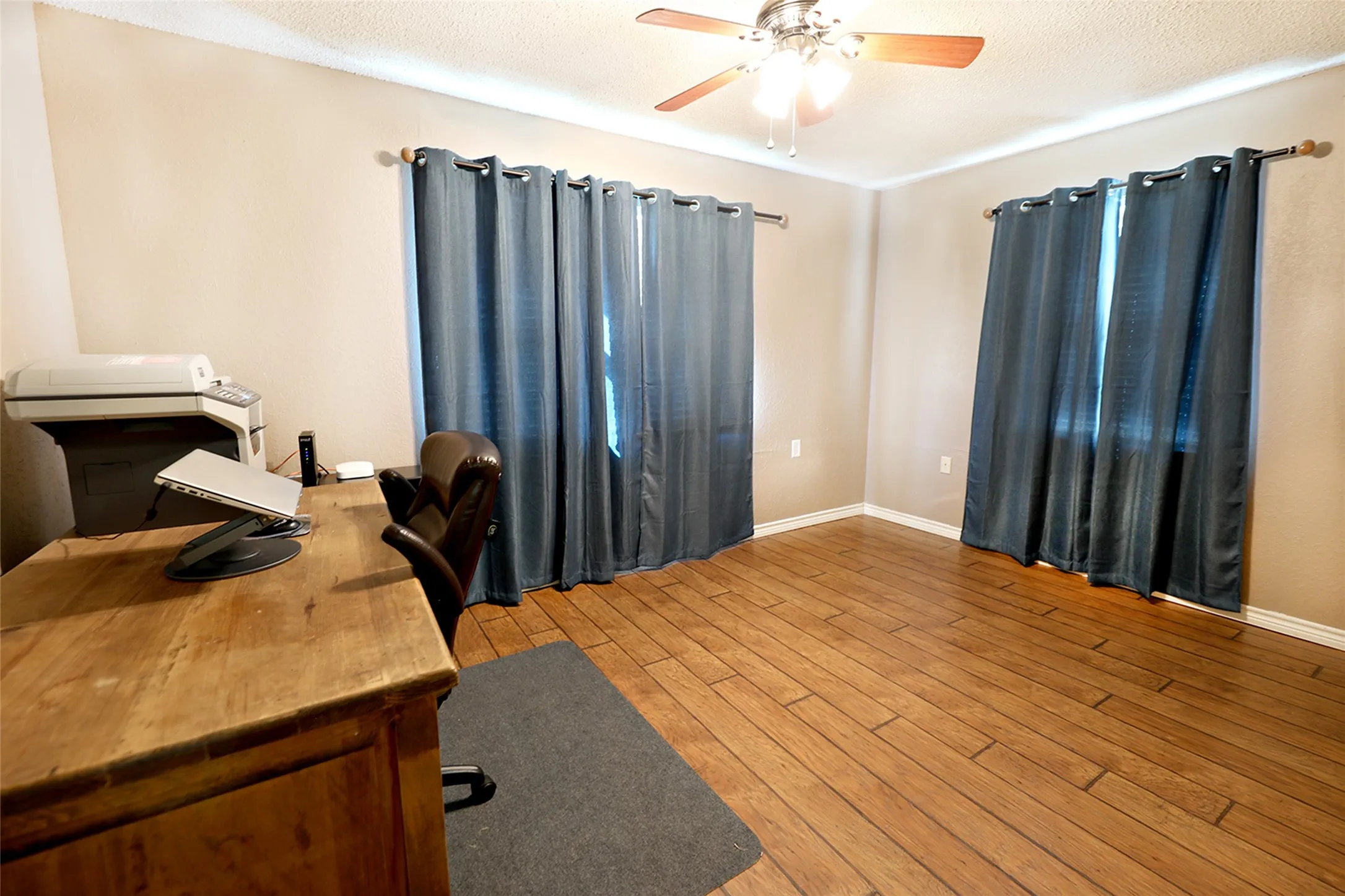 Single Family Residence For Sale in Montague County , 251 Alicia Street, Bowie, Texas 76230, 3 Bedroom, 2 Bathroom, 2 Garage spaces, 1,738 Sqft, built in 1969, mls#21357591, Real Estate Agent in Bowie, Homes For Sale in Montague county, Homes For Sale in Bowie, Realtor in Bowie Texas, Real Estate Brokerage Independent Realty Texas, Luminita Cordes Realtor