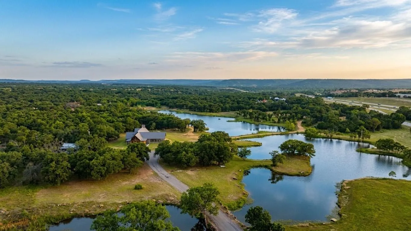 Business For Sale in Palo Pinto County , 16888 S Farm to Market 4, Santo, Texas 76472, 0, 0, Garage spaces, 0 Sqft, built in 1993, mls#21363467, Real Estate Agent in Santo, Homes For Sale in Palo Pinto county, Homes For Sale in Santo, Realtor in Santo Texas, Real Estate Brokerage Independent Realty Texas, Luminita Cordes Realtor