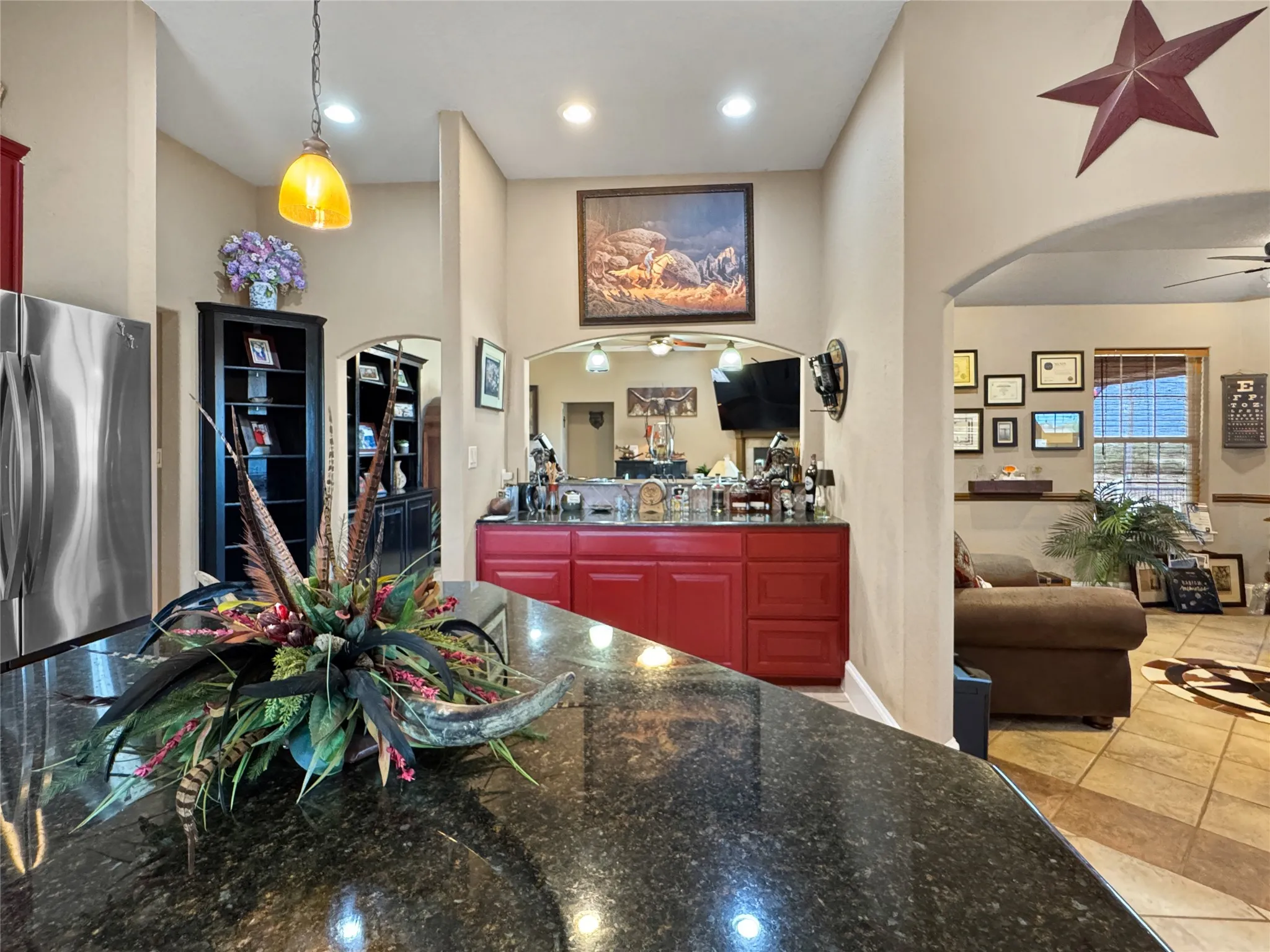 Single Family Residence For Sale in Johnson County , 7205 Muirfield Drive, Cleburne, Texas 76033, 3 Bedroom, 3 Bathroom, 2 Garage spaces, 2,170 Sqft, built in 2004, mls#21363790, Real Estate Agent in Cleburne, Homes For Sale in Johnson county, Homes For Sale in Cleburne, Realtor in Cleburne Texas, Real Estate Brokerage Independent Realty Texas, Luminita Cordes Realtor