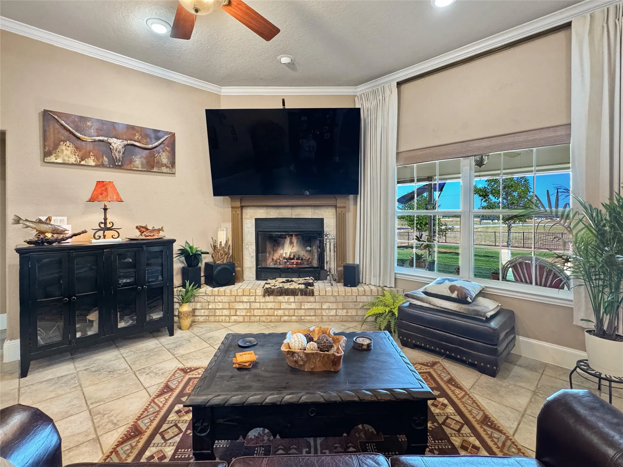 Single Family Residence For Sale in Johnson County , 7205 Muirfield Drive, Cleburne, Texas 76033, 3 Bedroom, 3 Bathroom, 2 Garage spaces, 2,170 Sqft, built in 2004, mls#21363790, Real Estate Agent in Cleburne, Homes For Sale in Johnson county, Homes For Sale in Cleburne, Realtor in Cleburne Texas, Real Estate Brokerage Independent Realty Texas, Luminita Cordes Realtor