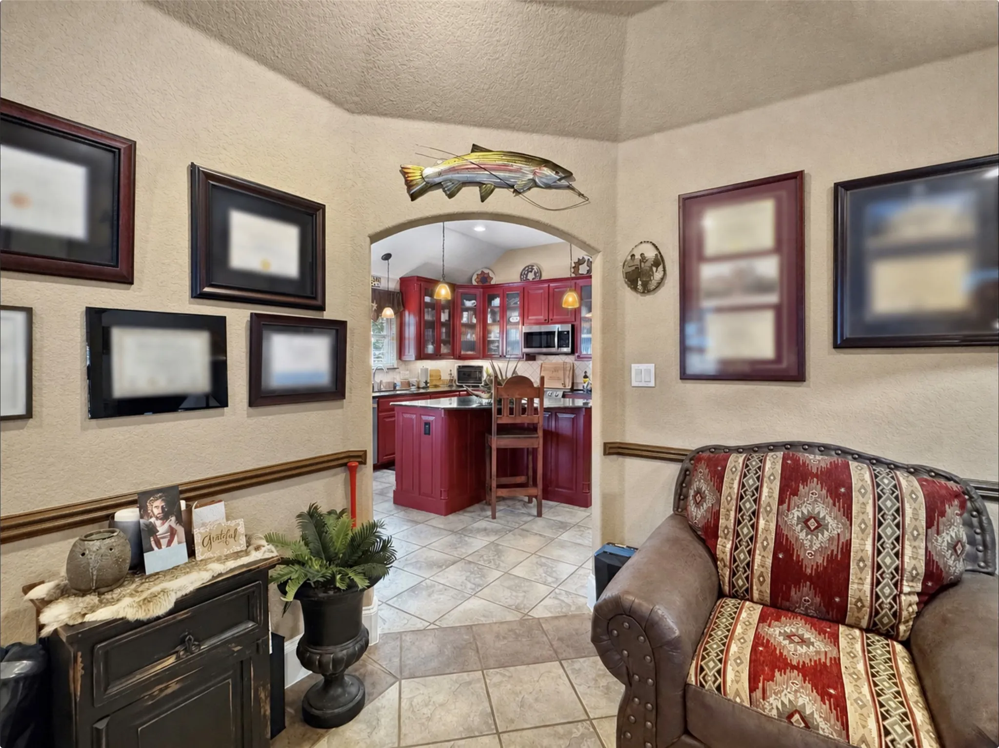Single Family Residence For Sale in Johnson County , 7205 Muirfield Drive, Cleburne, Texas 76033, 3 Bedroom, 3 Bathroom, 2 Garage spaces, 2,170 Sqft, built in 2004, mls#21363790, Real Estate Agent in Cleburne, Homes For Sale in Johnson county, Homes For Sale in Cleburne, Realtor in Cleburne Texas, Real Estate Brokerage Independent Realty Texas, Luminita Cordes Realtor