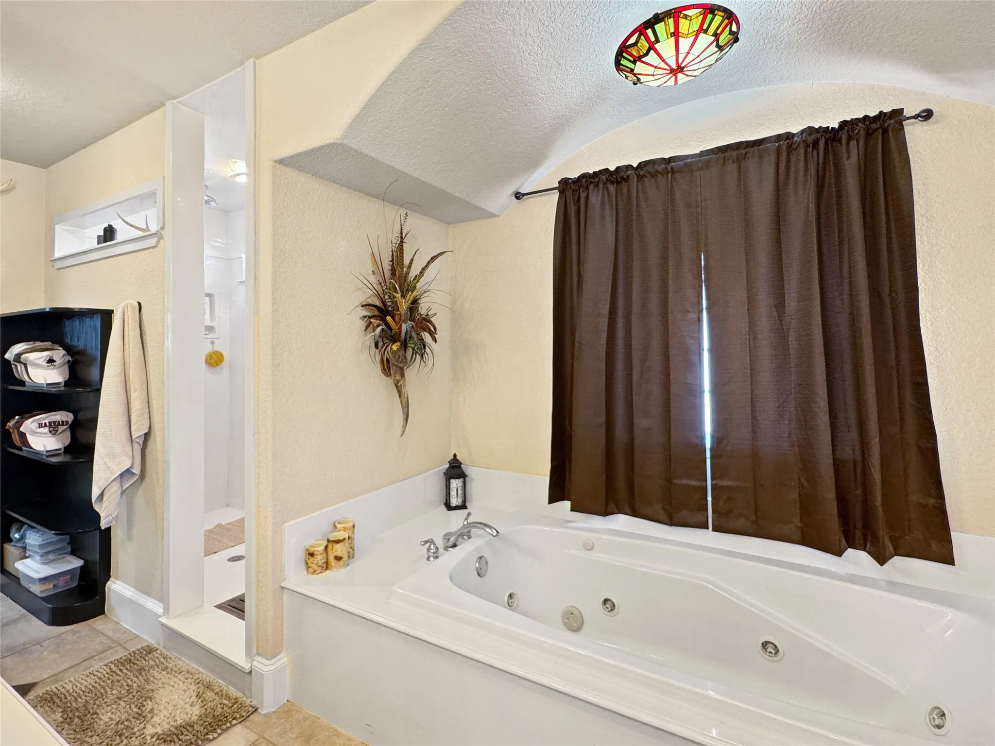 Single Family Residence For Sale in Johnson County , 7205 Muirfield Drive, Cleburne, Texas 76033, 3 Bedroom, 3 Bathroom, 2 Garage spaces, 2,170 Sqft, built in 2004, mls#21363790, Real Estate Agent in Cleburne, Homes For Sale in Johnson county, Homes For Sale in Cleburne, Realtor in Cleburne Texas, Real Estate Brokerage Independent Realty Texas, Luminita Cordes Realtor