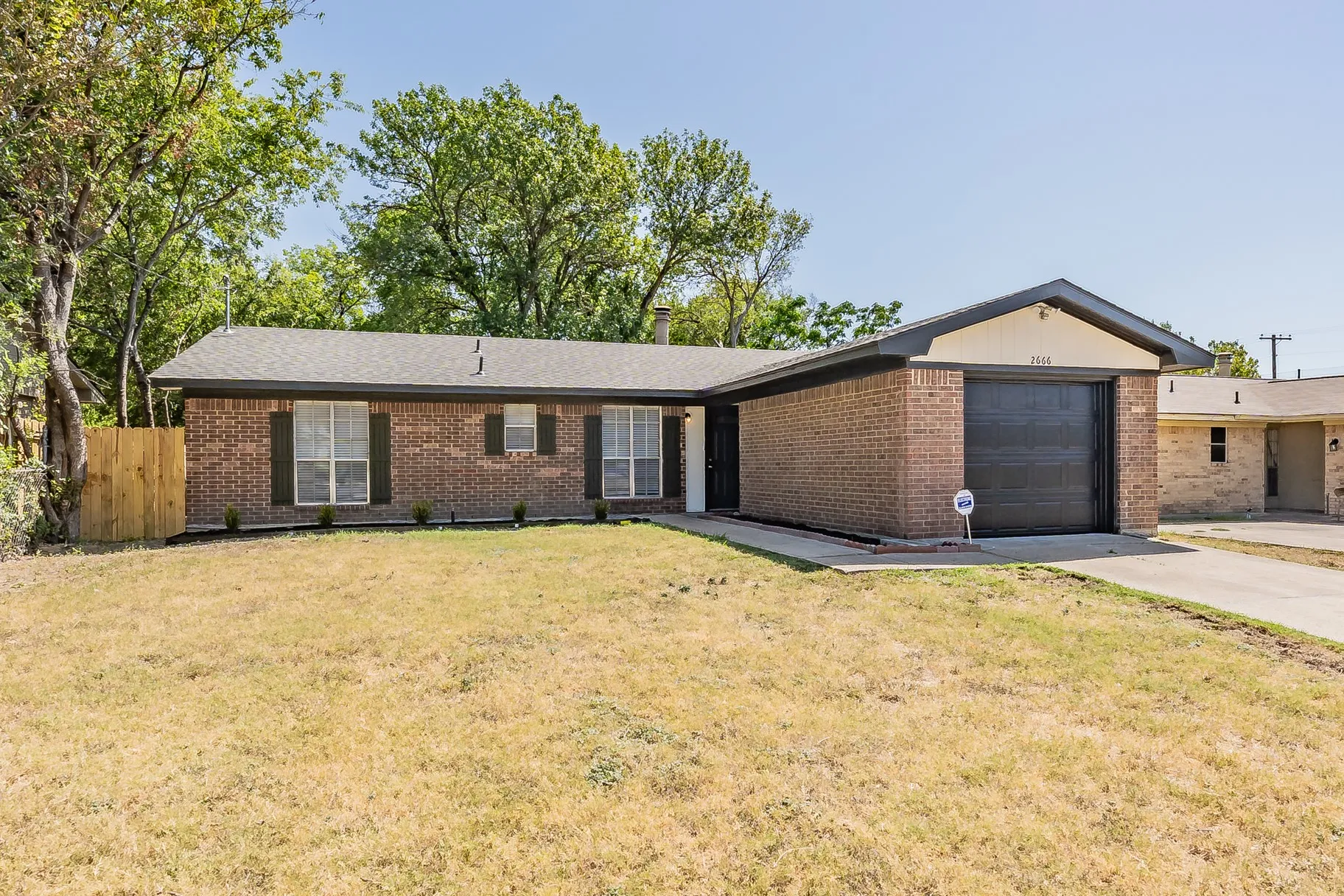 Single Family Residence For Sale in Dallas County , 2666 Kellogg Avenue, Dallas, Texas 75216, 3 Bedroom, 2 Bathroom, 1 Garage spaces, 1,228 Sqft, built in 1983, mls#21364885, Real Estate Agent in Dallas, Homes For Sale in Dallas county, Homes For Sale in Dallas, Realtor in Dallas Texas, Real Estate Brokerage Independent Realty Texas, Luminita Cordes Realtor