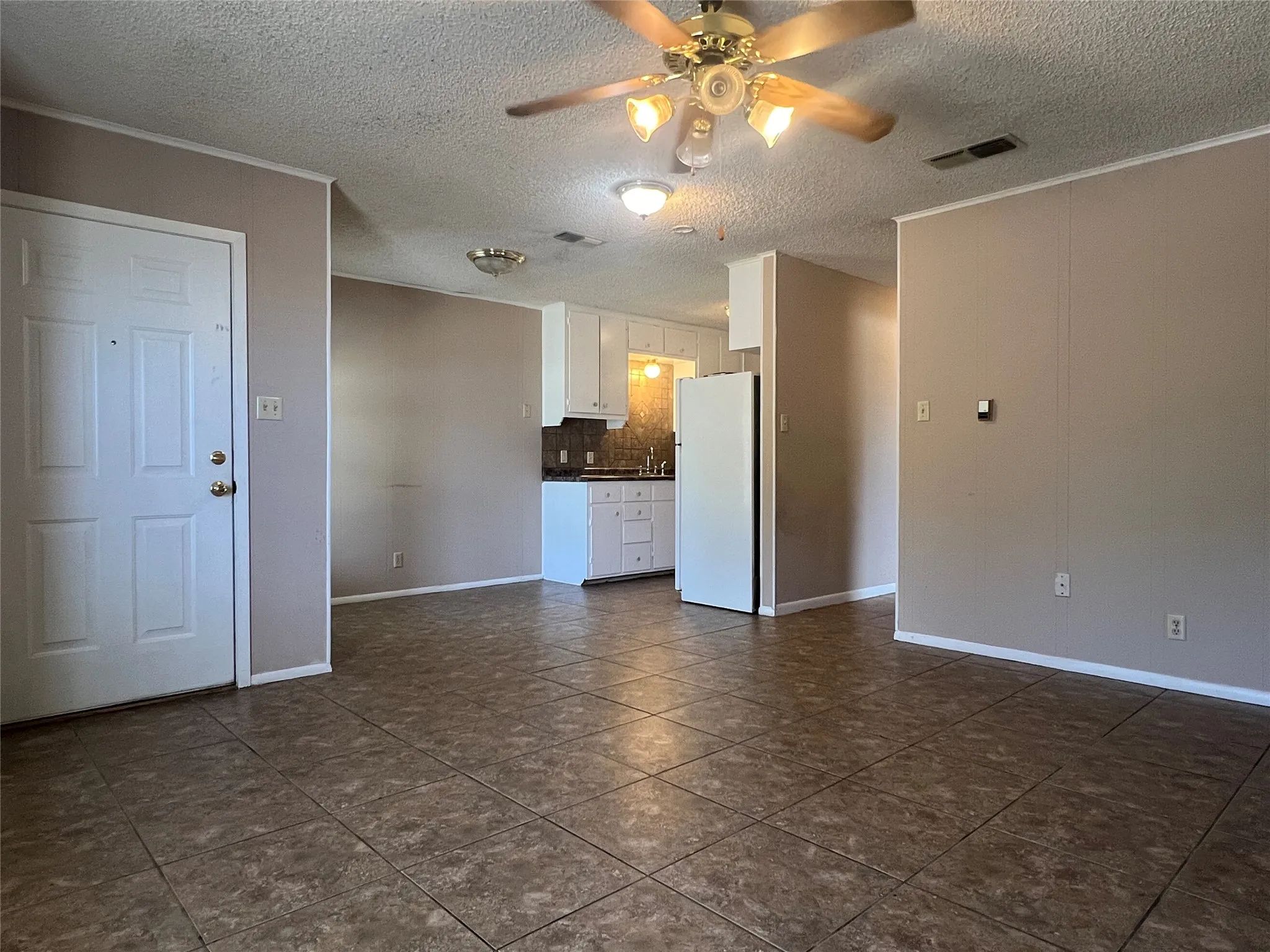 Duplex For Sale in Comanche County , 1323-1325 N Mary Street, Comanche, Texas 76442, 4 Bedroom, 4 Bathroom, Garage spaces, 0 Sqft, built in 1979, Price $295,000, mls#21364954, Real Estate Agent in Comanche, Homes For Sale in Comanche county, Homes For Sale in Comanche, Realtor in Comanche Texas, Real Estate Brokerage Independent Realty Texas, Luminita Cordes Realtor