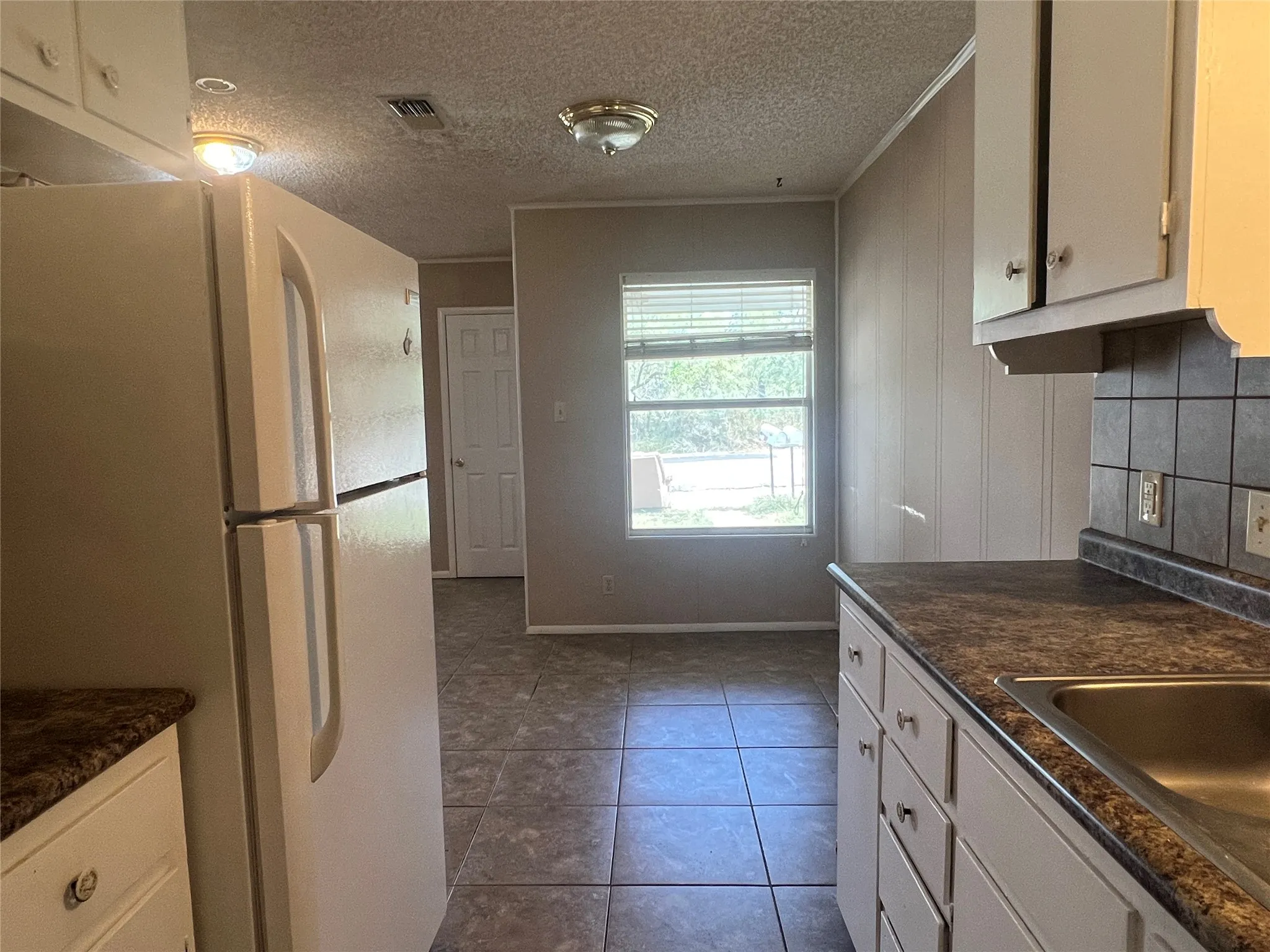 Duplex For Sale in Comanche County , 1323-1325 N Mary Street, Comanche, Texas 76442, 4 Bedroom, 4 Bathroom, Garage spaces, 0 Sqft, built in 1979, Price $295,000, mls#21364954, Real Estate Agent in Comanche, Homes For Sale in Comanche county, Homes For Sale in Comanche, Realtor in Comanche Texas, Real Estate Brokerage Independent Realty Texas, Luminita Cordes Realtor