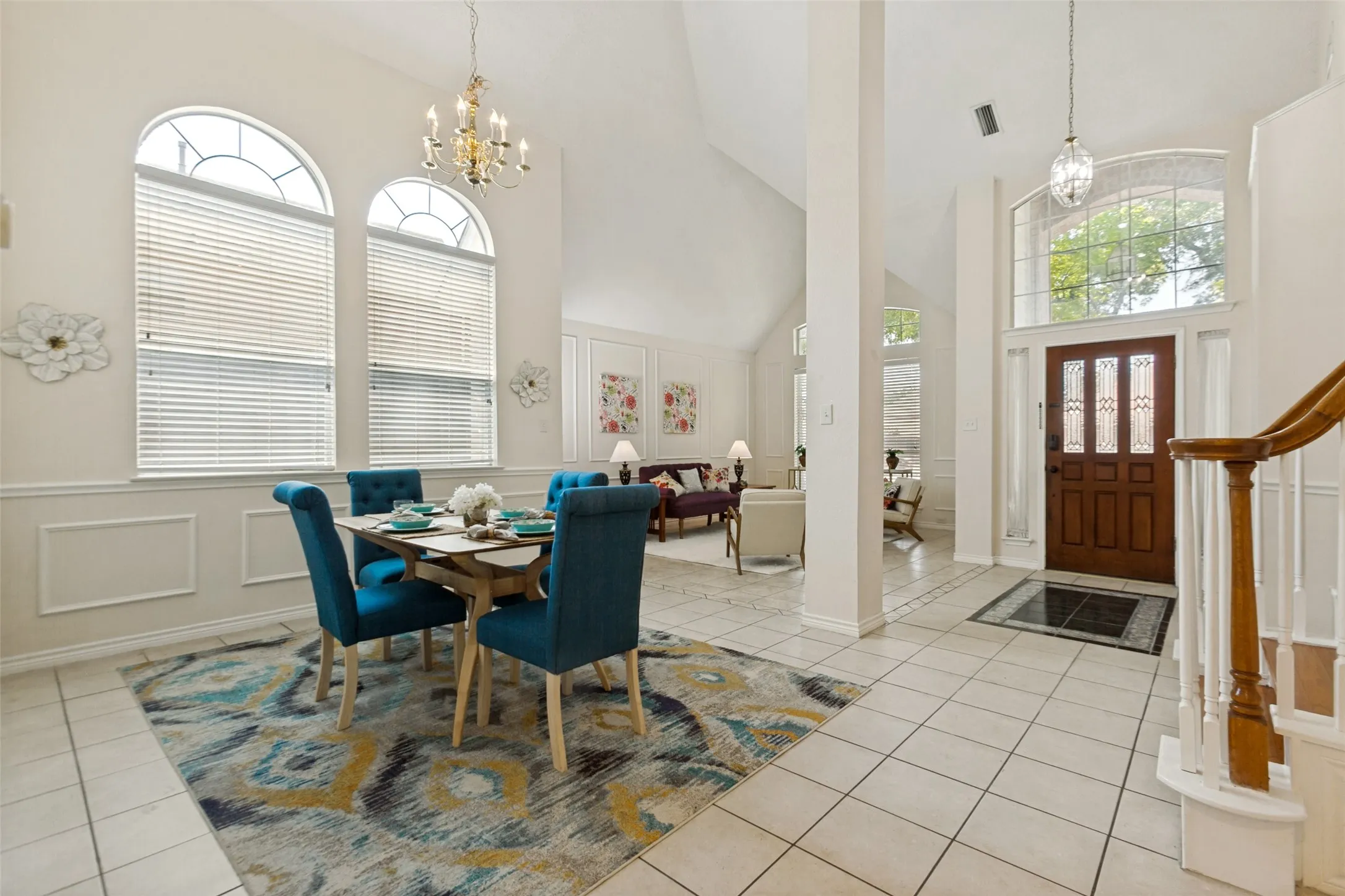 Single Family Residence For Sale in Collin County , 1812 Pantigo Drive, Plano, Texas 75075, 4 Bedroom, 3 Bathroom, 2 Garage spaces, 2,558 Sqft, built in 1990, mls#21364376, Real Estate Agent in Plano, Homes For Sale in Collin county, Homes For Sale in Plano, Realtor in Plano Texas, Real Estate Brokerage Independent Realty Texas, Luminita Cordes Realtor