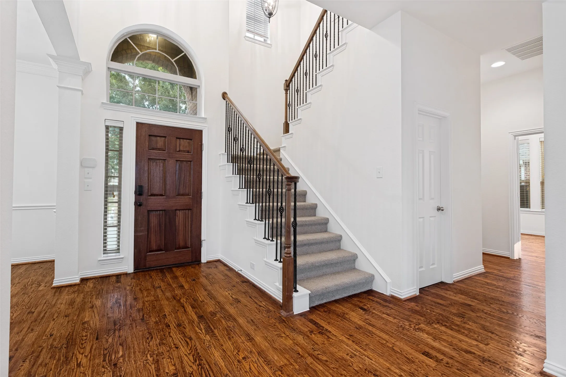 Single Family Residence For Rent in Collin County , 1806 Caprock Road, Allen, Texas 75002, 4 Bedroom, 4 Bathroom, 2 Garage spaces, 3,316 Sqft, built in 2008, mls#21364934, Real Estate Agent in Allen, Homes For Rent in Collin county, Homes For Rent in Allen, Realtor in Allen Texas, Real Estate Brokerage Independent Realty Texas, Luminita Cordes Realtor