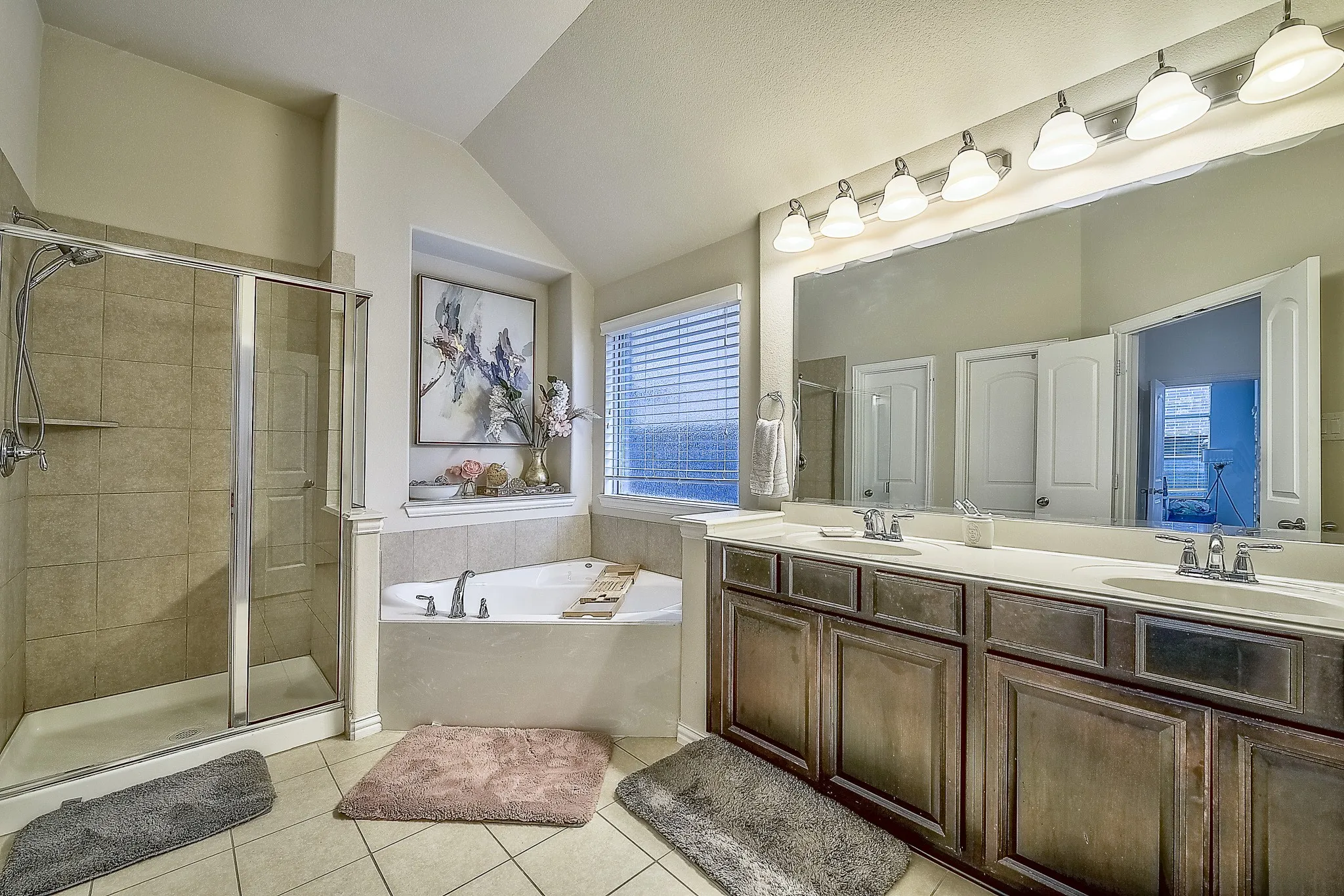 Single Family Residence For Sale in Collin County , 3904 Deer Lake Drive, Mc Kinney, Texas 75071, 3 Bedroom, 3 Bathroom, 2 Garage spaces, 2,456 Sqft, built in 2012, mls#21362948, Real Estate Agent in Mc Kinney, Homes For Sale in Collin county, Homes For Sale in Mc Kinney, Realtor in Mc Kinney Texas, Real Estate Brokerage Independent Realty Texas, Luminita Cordes Realtor