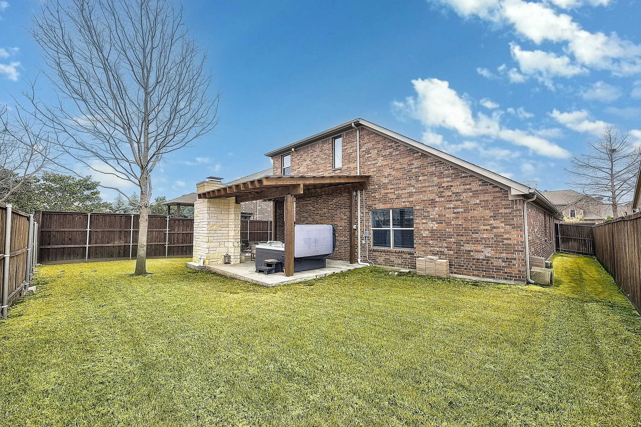 Single Family Residence For Sale in Collin County , 3904 Deer Lake Drive, Mc Kinney, Texas 75071, 3 Bedroom, 3 Bathroom, 2 Garage spaces, 2,456 Sqft, built in 2012, mls#21362948, Real Estate Agent in Mc Kinney, Homes For Sale in Collin county, Homes For Sale in Mc Kinney, Realtor in Mc Kinney Texas, Real Estate Brokerage Independent Realty Texas, Luminita Cordes Realtor