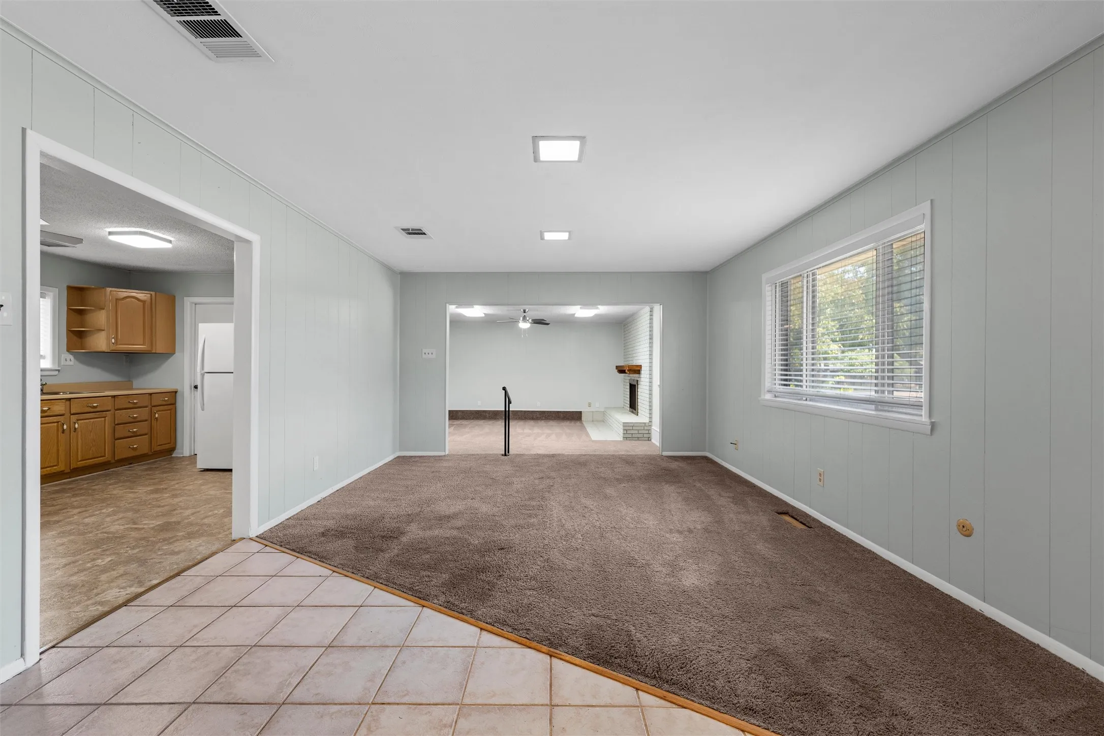 Single Family Residence For Sale in Mc Lennan County , 8817 Oakdale Drive, Woodway, Texas 76712, 2 Bedroom, 2 Bathroom, Garage spaces, 1,731 Sqft, built in 1960, mls#21363502, Real Estate Agent in Woodway, Homes For Sale in Mc Lennan county, Homes For Sale in Woodway, Realtor in Woodway Texas, Real Estate Brokerage Independent Realty Texas, Luminita Cordes Realtor