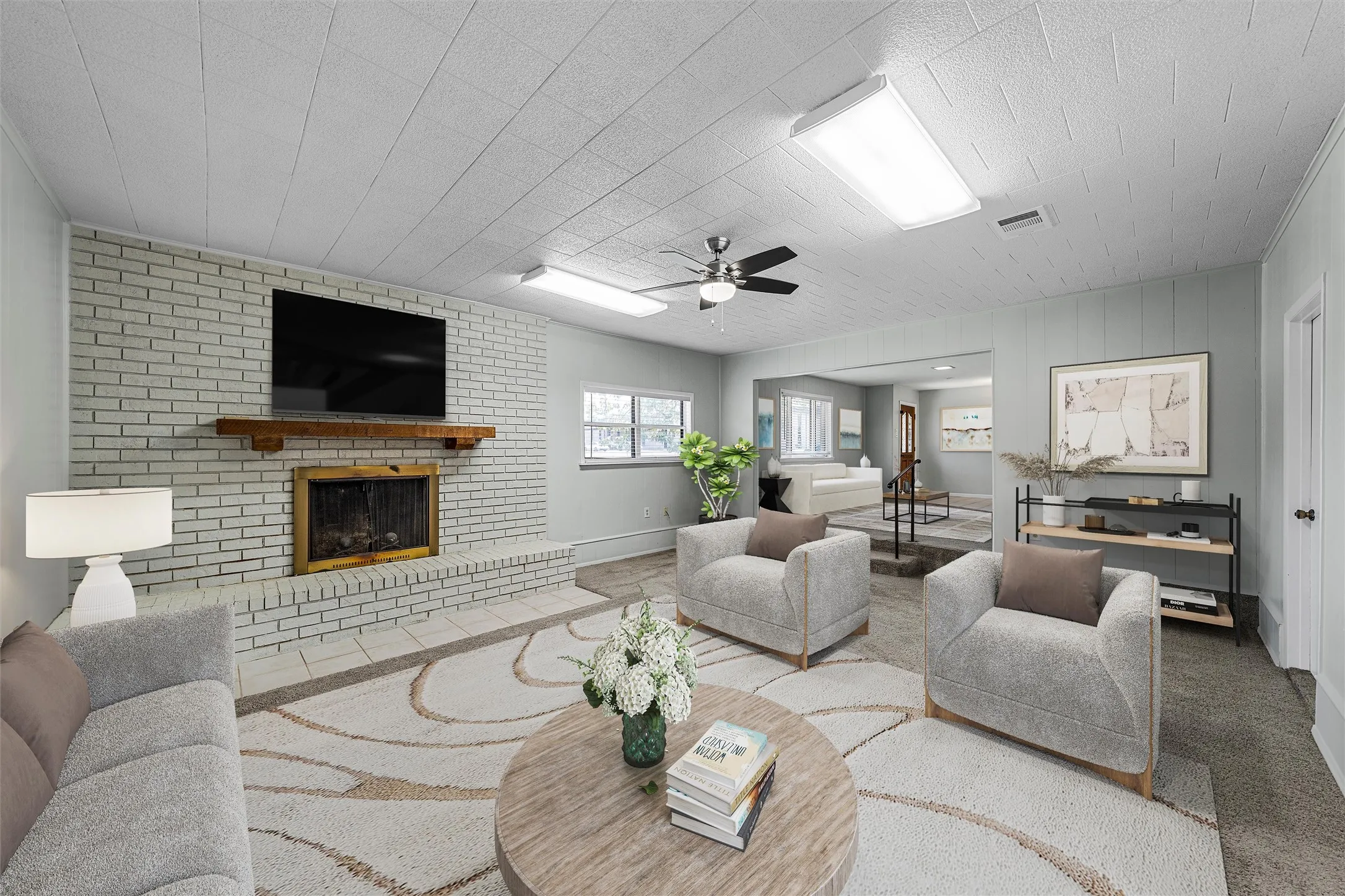 Single Family Residence For Sale in Mc Lennan County , 8817 Oakdale Drive, Woodway, Texas 76712, 2 Bedroom, 2 Bathroom, Garage spaces, 1,731 Sqft, built in 1960, mls#21363502, Real Estate Agent in Woodway, Homes For Sale in Mc Lennan county, Homes For Sale in Woodway, Realtor in Woodway Texas, Real Estate Brokerage Independent Realty Texas, Luminita Cordes Realtor