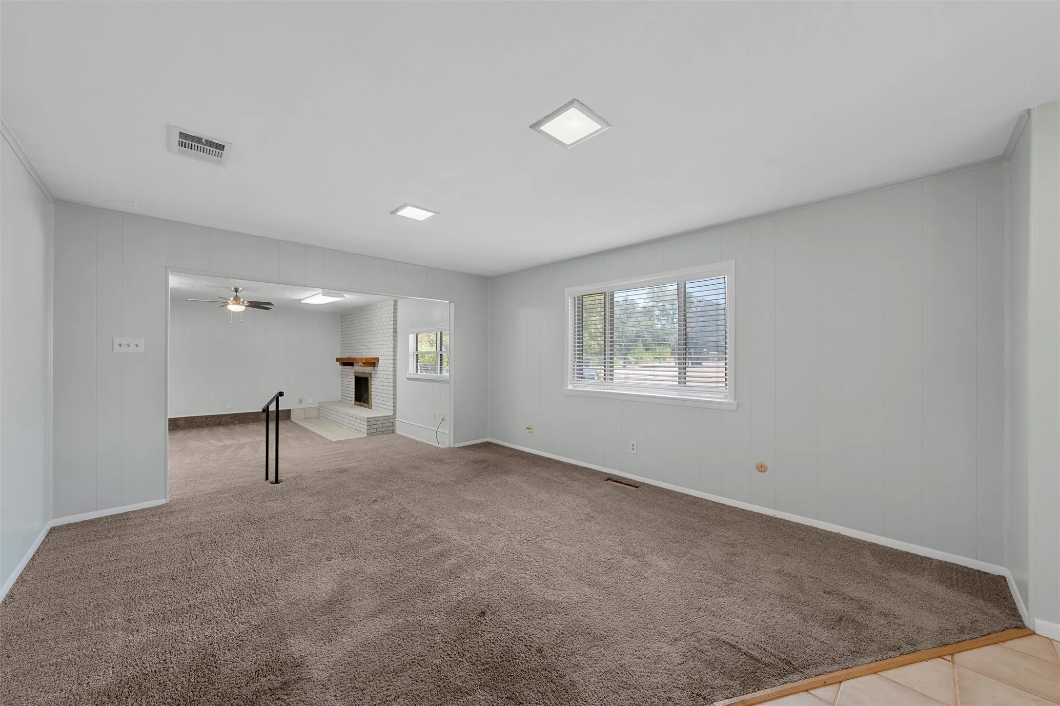Single Family Residence For Sale in Mc Lennan County , 8817 Oakdale Drive, Woodway, Texas 76712, 2 Bedroom, 2 Bathroom, Garage spaces, 1,731 Sqft, built in 1960, mls#21363502, Real Estate Agent in Woodway, Homes For Sale in Mc Lennan county, Homes For Sale in Woodway, Realtor in Woodway Texas, Real Estate Brokerage Independent Realty Texas, Luminita Cordes Realtor