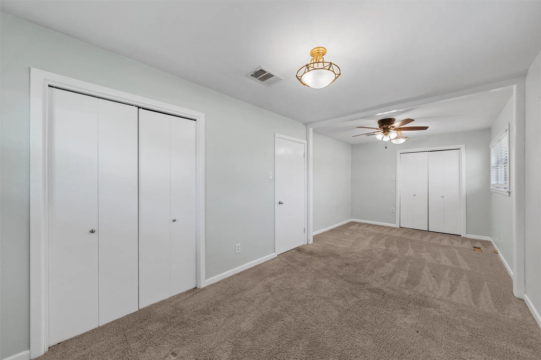 Single Family Residence For Sale in Mc Lennan County , 8817 Oakdale Drive, Woodway, Texas 76712, 2 Bedroom, 2 Bathroom, Garage spaces, 1,731 Sqft, built in 1960, mls#21363502, Real Estate Agent in Woodway, Homes For Sale in Mc Lennan county, Homes For Sale in Woodway, Realtor in Woodway Texas, Real Estate Brokerage Independent Realty Texas, Luminita Cordes Realtor