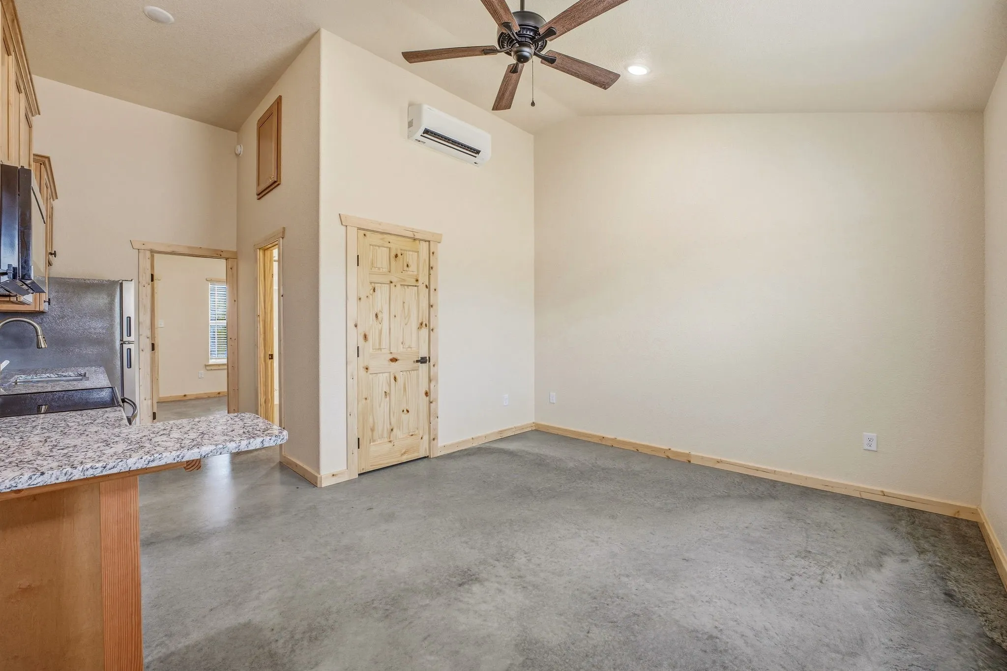 Apartment For Rent in Erath County , 5415 CR 456, Stephenville, Texas 76401, 1 Bedroom, 1 Bathroom, Garage spaces, 480 Sqft, built in 2026, mls#21348994, Real Estate Agent in Stephenville, Homes For Rent in Erath county, Homes For Rent in Stephenville, Realtor in Stephenville Texas, Real Estate Brokerage Independent Realty Texas, Luminita Cordes Realtor