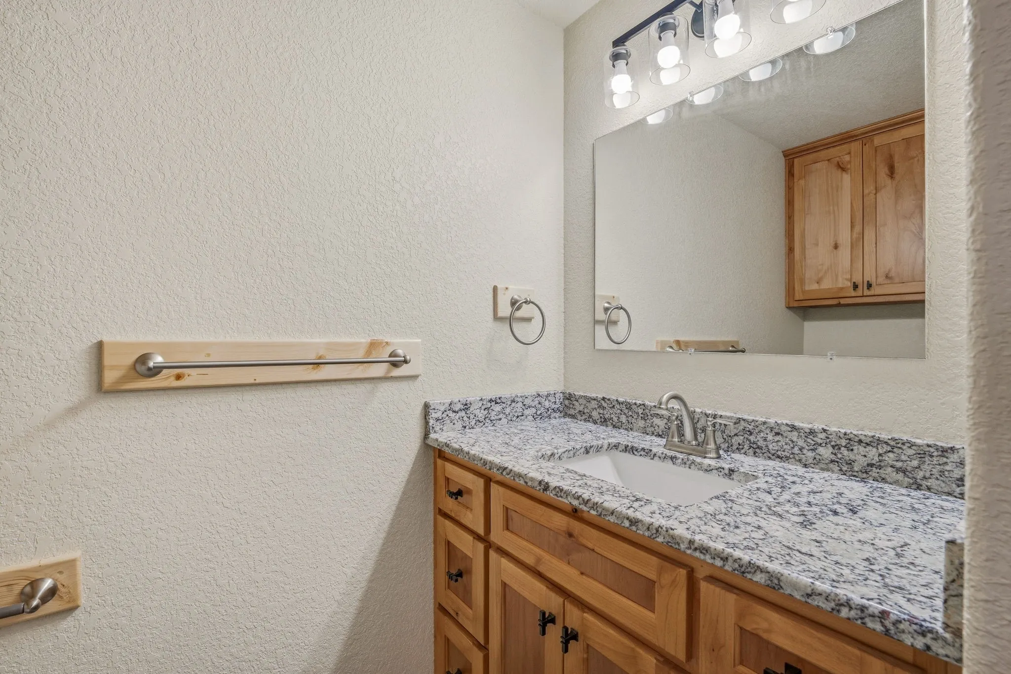 Apartment For Rent in Erath County , 5415 CR 456, Stephenville, Texas 76401, 1 Bedroom, 1 Bathroom, Garage spaces, 480 Sqft, built in 2026, mls#21348994, Real Estate Agent in Stephenville, Homes For Rent in Erath county, Homes For Rent in Stephenville, Realtor in Stephenville Texas, Real Estate Brokerage Independent Realty Texas, Luminita Cordes Realtor