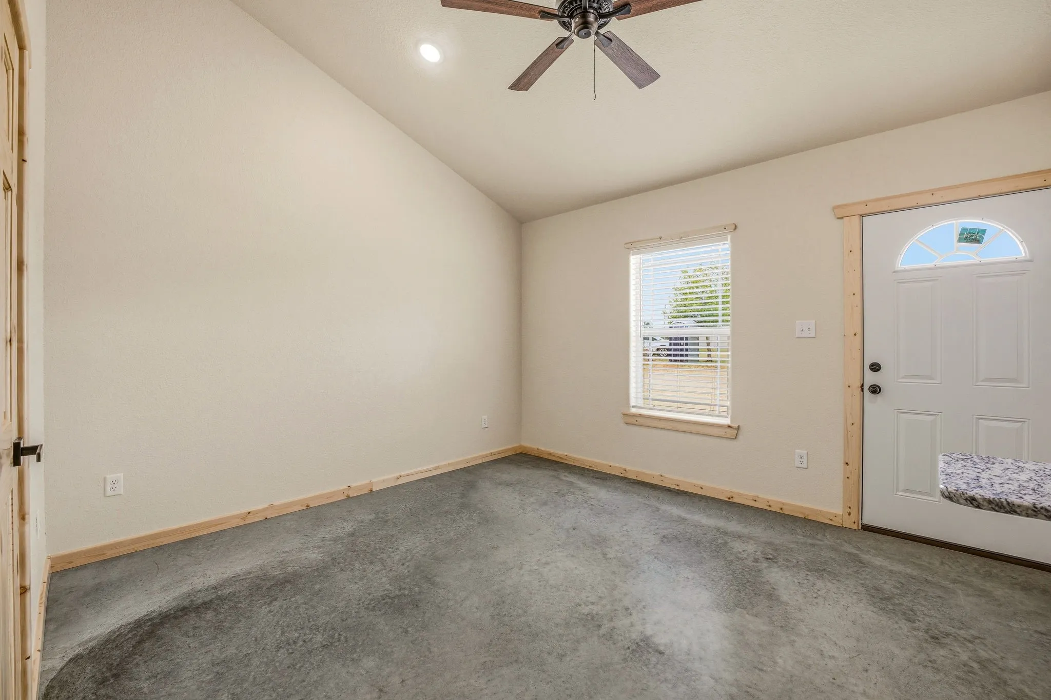 Apartment For Rent in Erath County , 5415 CR 456, Stephenville, Texas 76401, 1 Bedroom, 1 Bathroom, Garage spaces, 480 Sqft, built in 2026, mls#21348994, Real Estate Agent in Stephenville, Homes For Rent in Erath county, Homes For Rent in Stephenville, Realtor in Stephenville Texas, Real Estate Brokerage Independent Realty Texas, Luminita Cordes Realtor