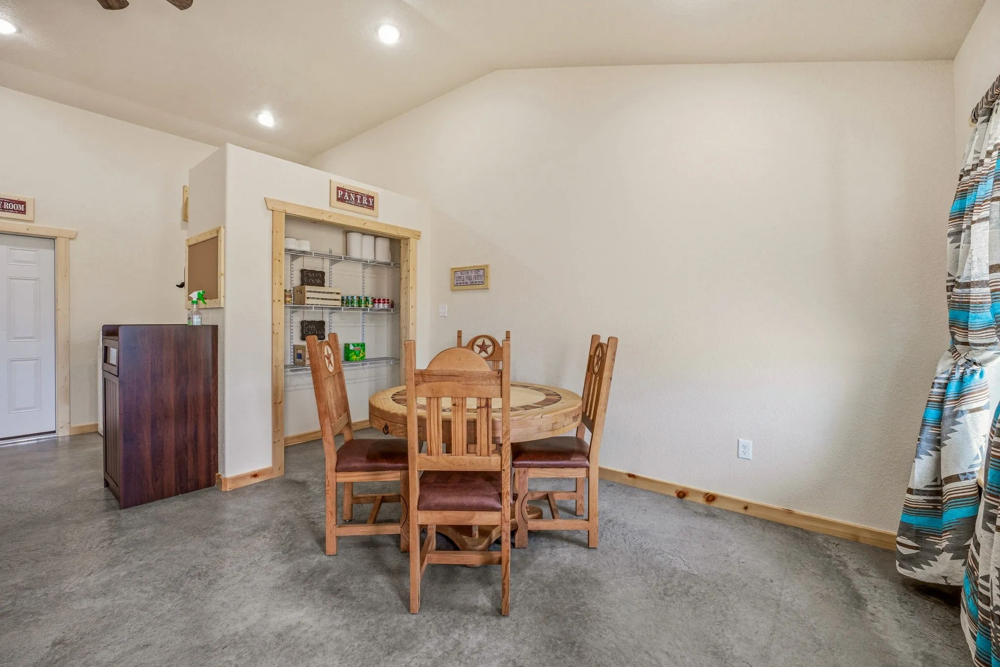 Apartment For Rent in Erath County , 5415 CR 456, Stephenville, Texas 76401, 1 Bedroom, 1 Bathroom, Garage spaces, 480 Sqft, built in 2026, mls#21348994, Real Estate Agent in Stephenville, Homes For Rent in Erath county, Homes For Rent in Stephenville, Realtor in Stephenville Texas, Real Estate Brokerage Independent Realty Texas, Luminita Cordes Realtor