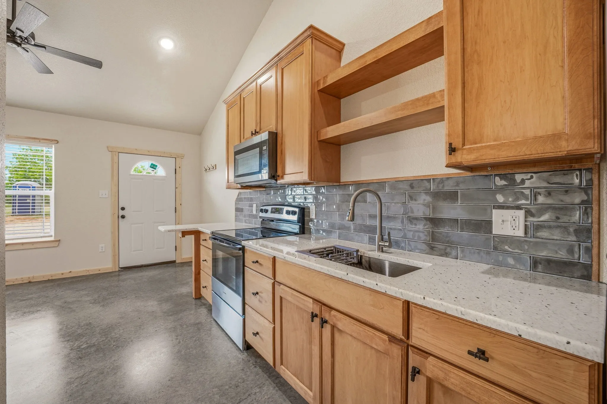 Apartment For Rent in Erath County , 5415 CR 456, Stephenville, Texas 76401, 1 Bedroom, 1 Bathroom, Garage spaces, 480 Sqft, built in 2026, mls#21348994, Real Estate Agent in Stephenville, Homes For Rent in Erath county, Homes For Rent in Stephenville, Realtor in Stephenville Texas, Real Estate Brokerage Independent Realty Texas, Luminita Cordes Realtor