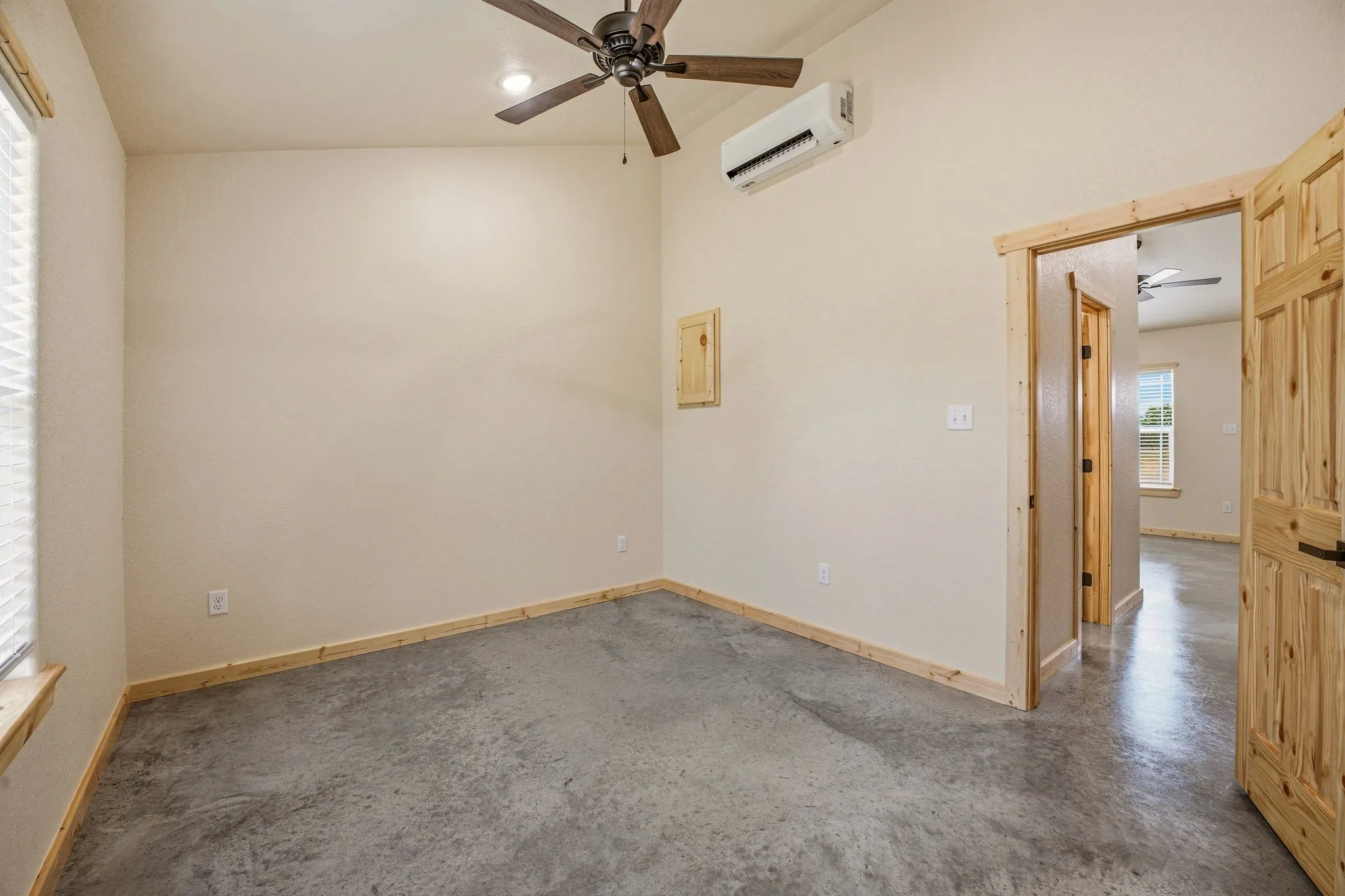 Apartment For Rent in Erath County , 5415 CR 456, Stephenville, Texas 76401, 1 Bedroom, 1 Bathroom, Garage spaces, 480 Sqft, built in 2026, mls#21348994, Real Estate Agent in Stephenville, Homes For Rent in Erath county, Homes For Rent in Stephenville, Realtor in Stephenville Texas, Real Estate Brokerage Independent Realty Texas, Luminita Cordes Realtor