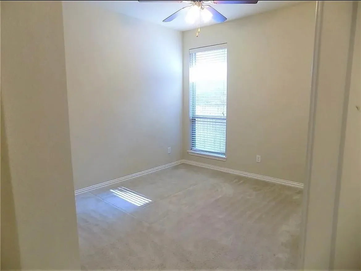 Single Family Residence For Rent in Collin County , 10320 Cochron Drive, Mc Kinney, Texas 75072, 3 Bedroom, 2 Bathroom, 2 Garage spaces, 2,110 Sqft, built in 2012, mls#21364973, Real Estate Agent in Mc Kinney, Homes For Rent in Collin county, Homes For Rent in Mc Kinney, Realtor in Mc Kinney Texas, Real Estate Brokerage Independent Realty Texas, Luminita Cordes Realtor