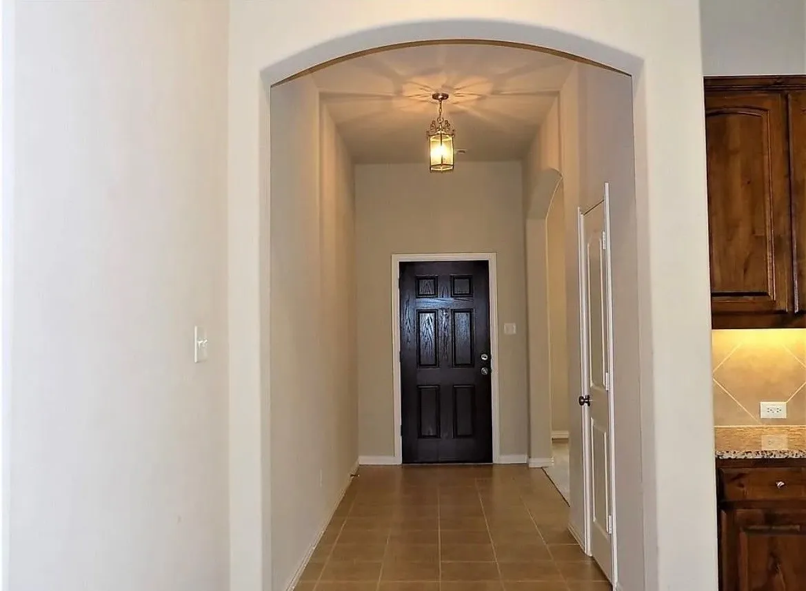 Single Family Residence For Rent in Collin County , 10320 Cochron Drive, Mc Kinney, Texas 75072, 3 Bedroom, 2 Bathroom, 2 Garage spaces, 2,110 Sqft, built in 2012, mls#21364973, Real Estate Agent in Mc Kinney, Homes For Rent in Collin county, Homes For Rent in Mc Kinney, Realtor in Mc Kinney Texas, Real Estate Brokerage Independent Realty Texas, Luminita Cordes Realtor