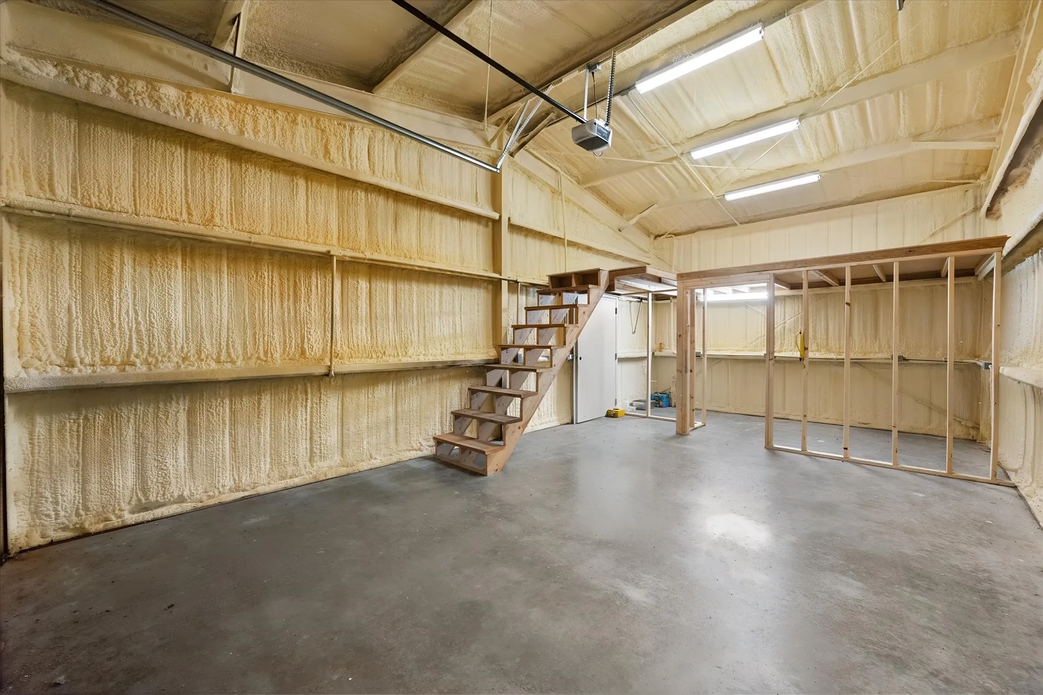 Warehouse For Rent in Navarro County , 140 Caddo Trail D, Corsicana, Texas 75109, 0, 0, Garage spaces, 1,320 Sqft, built in 2013, mls#21362278, Real Estate Agent in Corsicana, Homes For Rent in Navarro county, Homes For Rent in Corsicana, Realtor in Corsicana Texas, Real Estate Brokerage Independent Realty Texas, Luminita Cordes Realtor
