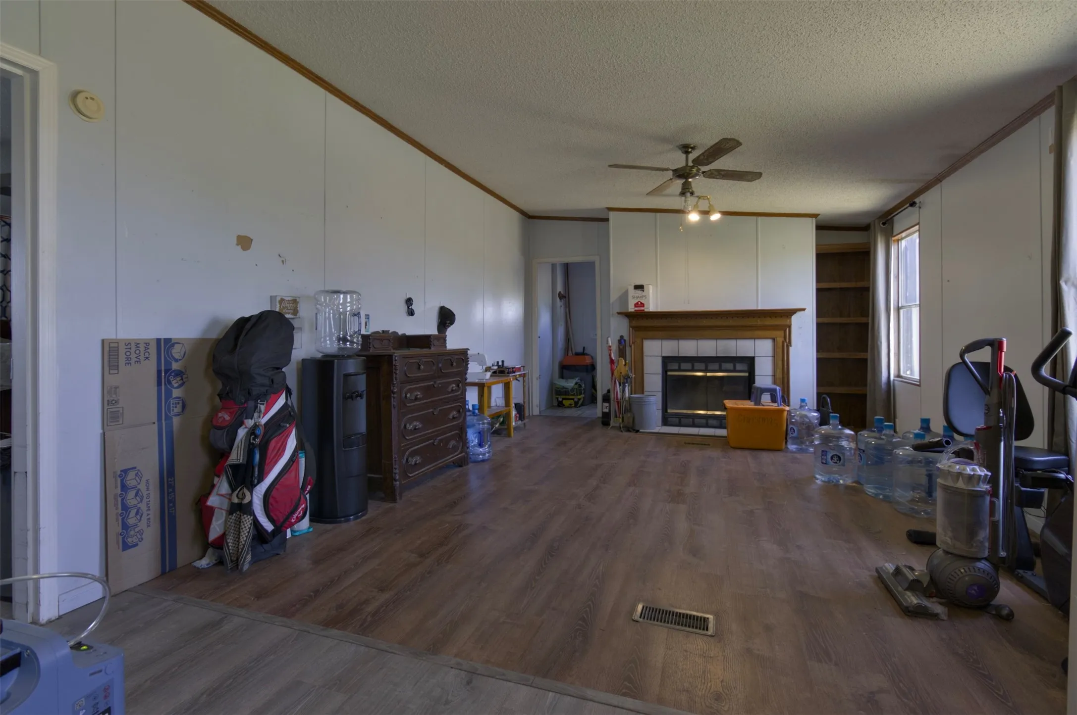 Manufactured Home For Sale in Kaufman County , 4072 Joy Lane, Crandall, Texas 75114, 5 Bedroom, 2 Bathroom, Garage spaces, 2,128 Sqft, built in 1998, mls#21364897, Real Estate Agent in Crandall, Homes For Sale in Kaufman county, Homes For Sale in Crandall, Realtor in Crandall Texas, Real Estate Brokerage Independent Realty Texas, Luminita Cordes Realtor