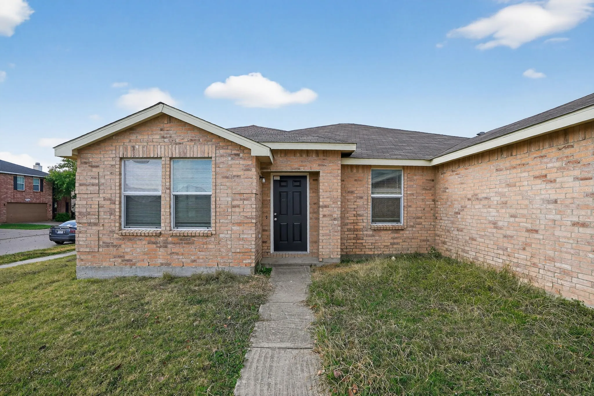 Single Family Residence For Sale in Tarrant County , 9236 Cheswick Drive, Fort Worth, Texas 76123, 4 Bedroom, 2 Bathroom, 2 Garage spaces, 2,262 Sqft, built in 2006, mls#21364999, Real Estate Agent in Fort Worth, Homes For Sale in Tarrant county, Homes For Sale in Fort Worth, Realtor in Fort Worth Texas, Real Estate Brokerage Independent Realty Texas, Luminita Cordes Realtor