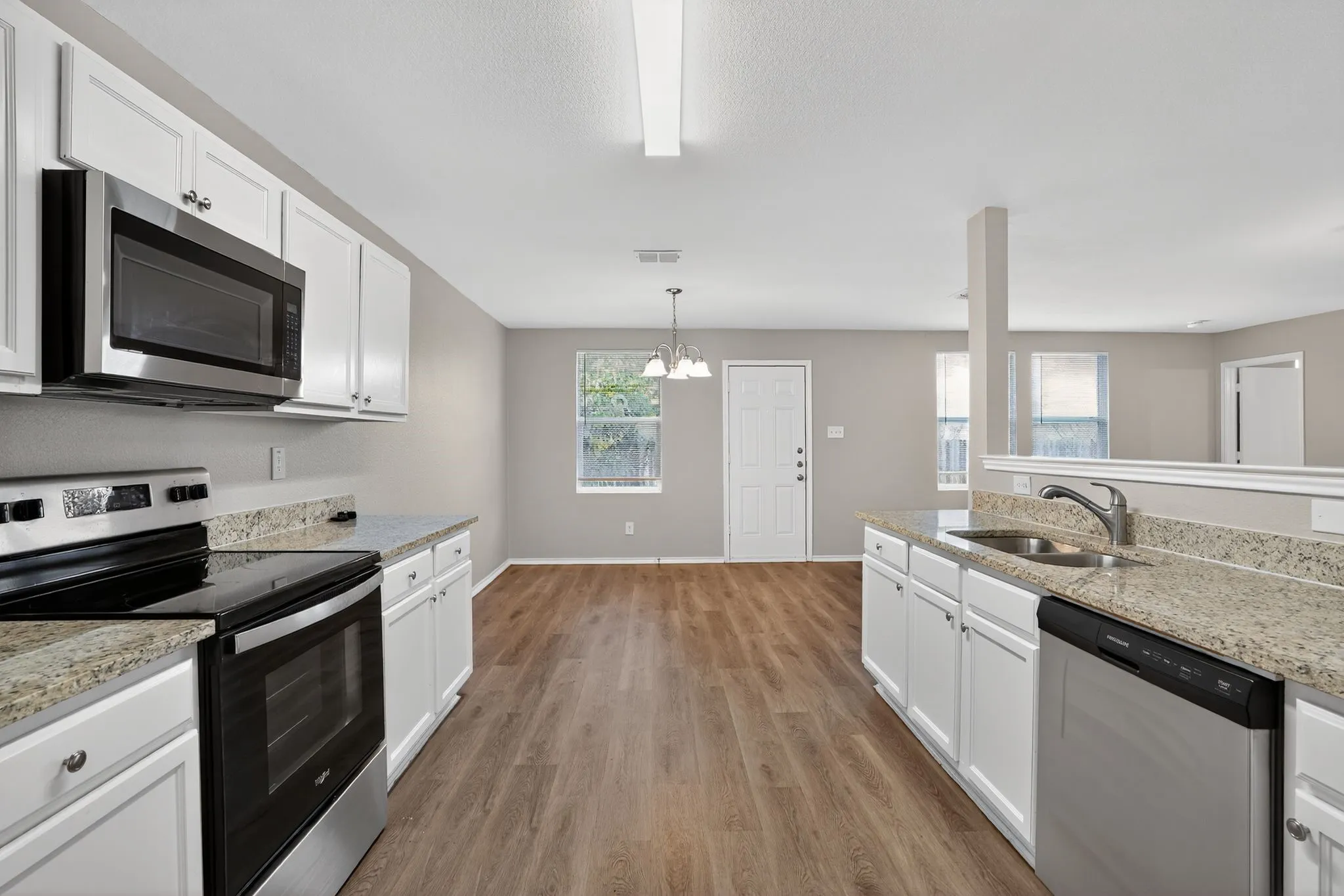 Single Family Residence For Sale in Tarrant County , 9236 Cheswick Drive, Fort Worth, Texas 76123, 4 Bedroom, 2 Bathroom, 2 Garage spaces, 2,262 Sqft, built in 2006, mls#21364999, Real Estate Agent in Fort Worth, Homes For Sale in Tarrant county, Homes For Sale in Fort Worth, Realtor in Fort Worth Texas, Real Estate Brokerage Independent Realty Texas, Luminita Cordes Realtor