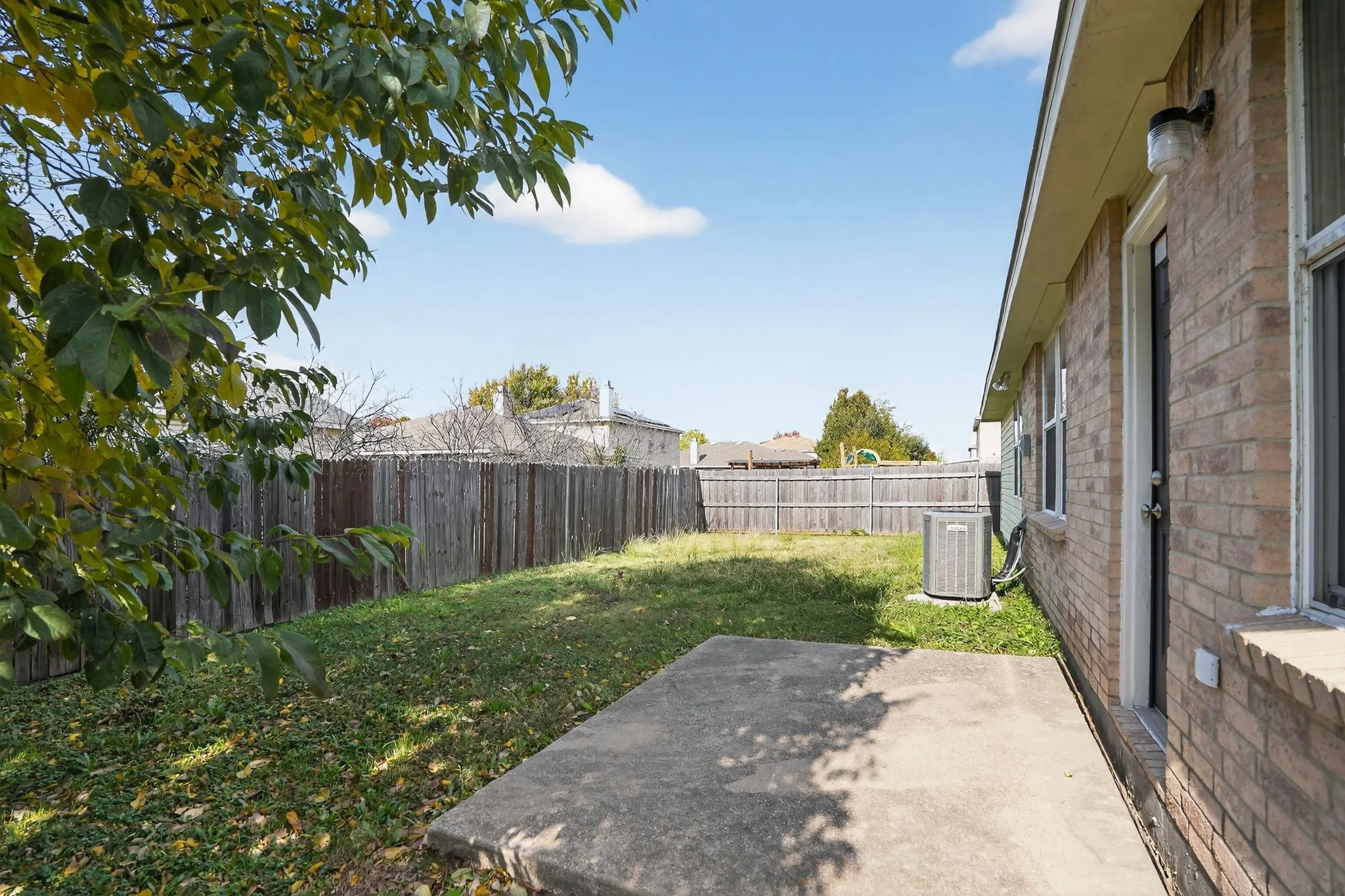 Single Family Residence For Sale in Tarrant County , 9236 Cheswick Drive, Fort Worth, Texas 76123, 4 Bedroom, 2 Bathroom, 2 Garage spaces, 2,262 Sqft, built in 2006, mls#21364999, Real Estate Agent in Fort Worth, Homes For Sale in Tarrant county, Homes For Sale in Fort Worth, Realtor in Fort Worth Texas, Real Estate Brokerage Independent Realty Texas, Luminita Cordes Realtor