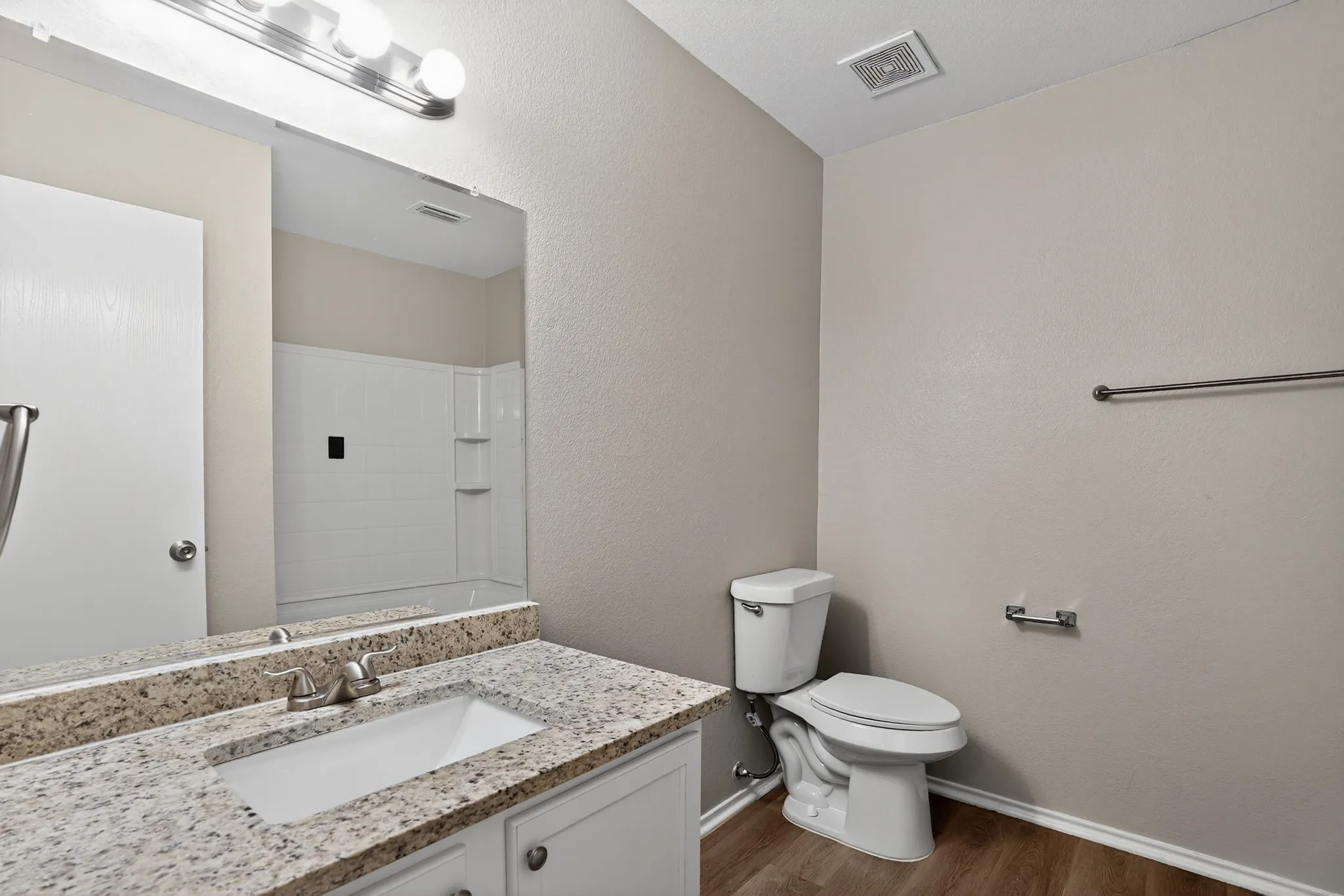 Single Family Residence For Sale in Tarrant County , 9236 Cheswick Drive, Fort Worth, Texas 76123, 4 Bedroom, 2 Bathroom, 2 Garage spaces, 2,262 Sqft, built in 2006, mls#21364999, Real Estate Agent in Fort Worth, Homes For Sale in Tarrant county, Homes For Sale in Fort Worth, Realtor in Fort Worth Texas, Real Estate Brokerage Independent Realty Texas, Luminita Cordes Realtor