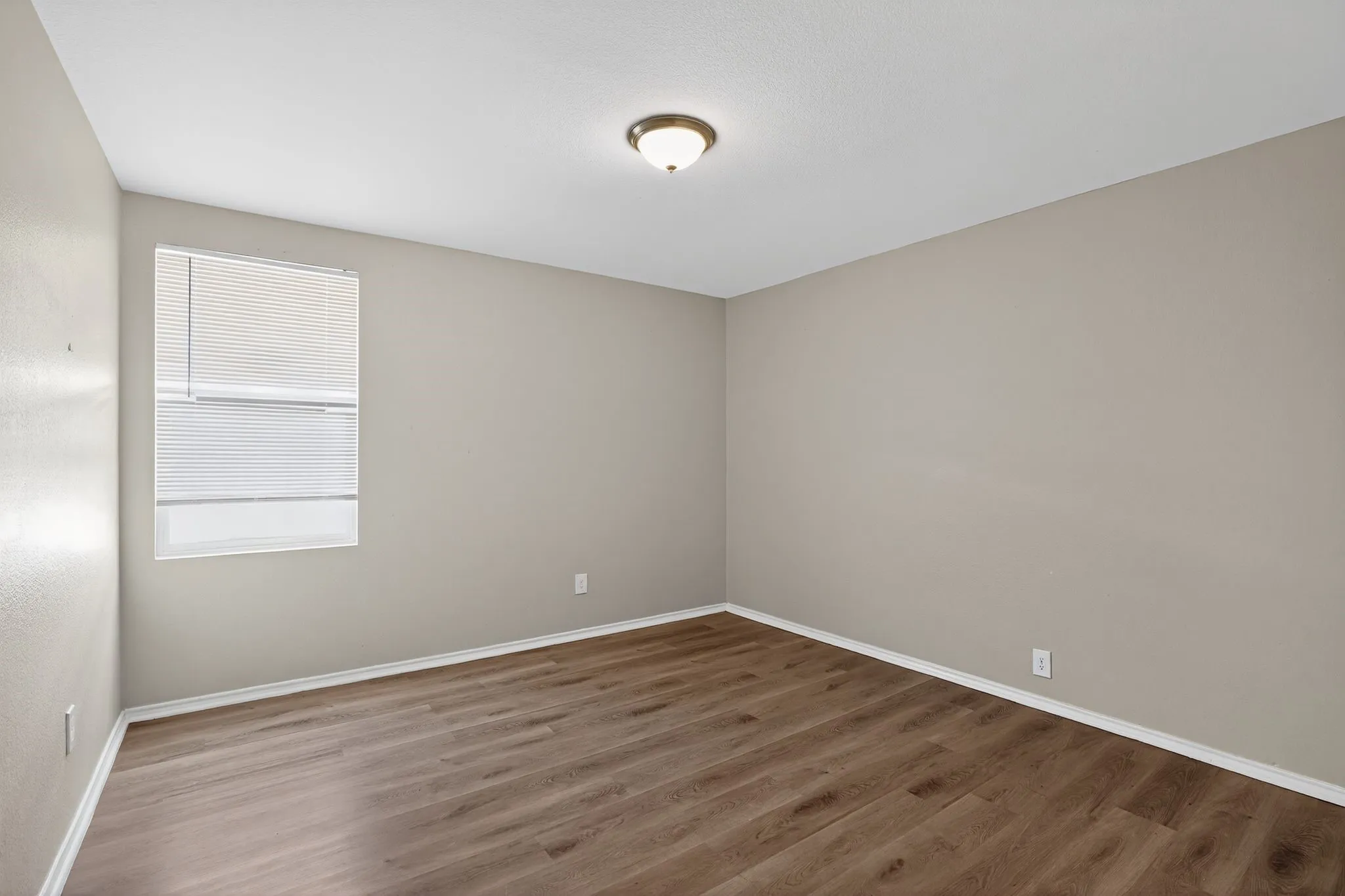 Single Family Residence For Sale in Tarrant County , 9236 Cheswick Drive, Fort Worth, Texas 76123, 4 Bedroom, 2 Bathroom, 2 Garage spaces, 2,262 Sqft, built in 2006, mls#21364999, Real Estate Agent in Fort Worth, Homes For Sale in Tarrant county, Homes For Sale in Fort Worth, Realtor in Fort Worth Texas, Real Estate Brokerage Independent Realty Texas, Luminita Cordes Realtor
