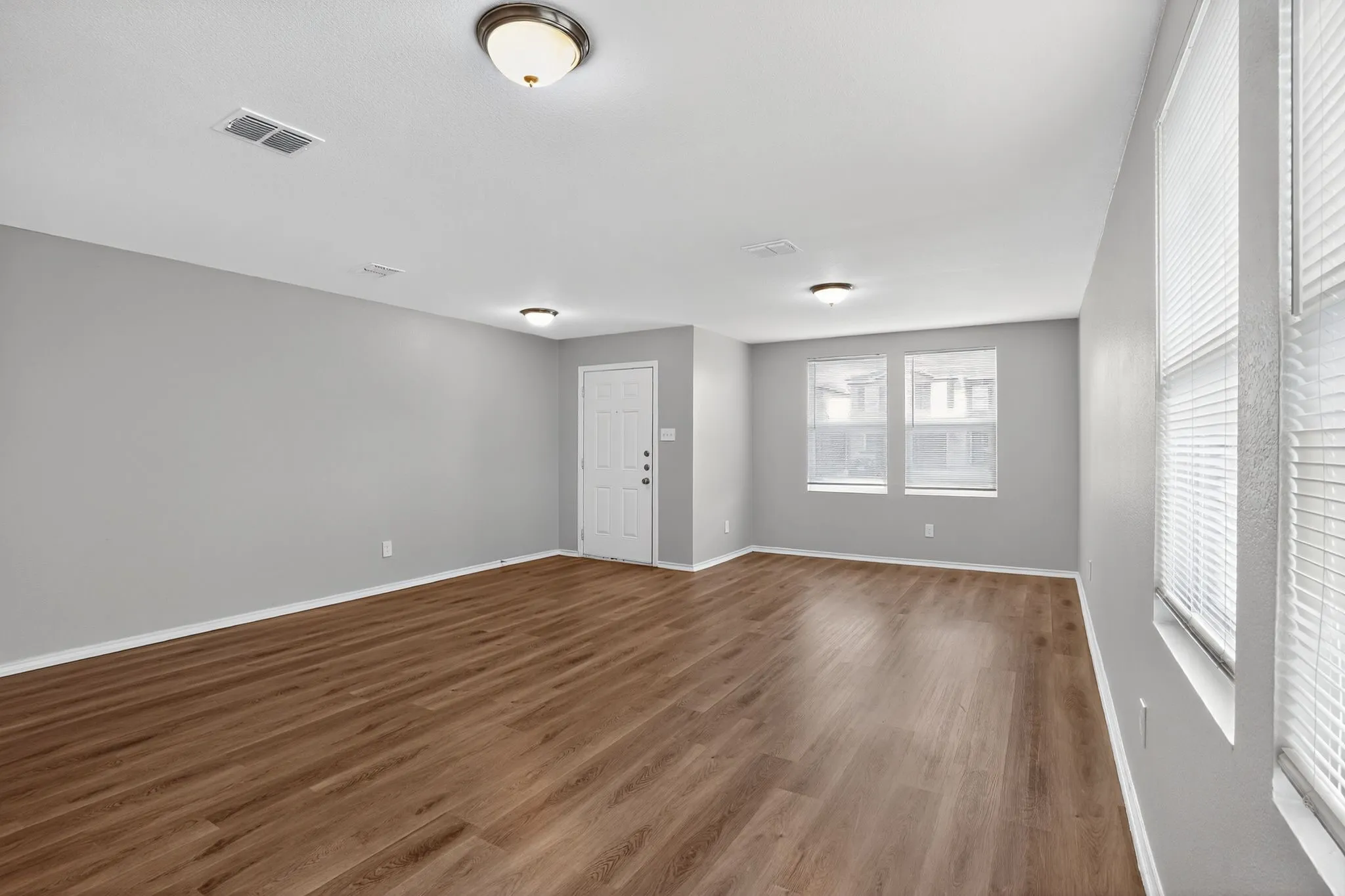 Single Family Residence For Sale in Tarrant County , 9236 Cheswick Drive, Fort Worth, Texas 76123, 4 Bedroom, 2 Bathroom, 2 Garage spaces, 2,262 Sqft, built in 2006, mls#21364999, Real Estate Agent in Fort Worth, Homes For Sale in Tarrant county, Homes For Sale in Fort Worth, Realtor in Fort Worth Texas, Real Estate Brokerage Independent Realty Texas, Luminita Cordes Realtor