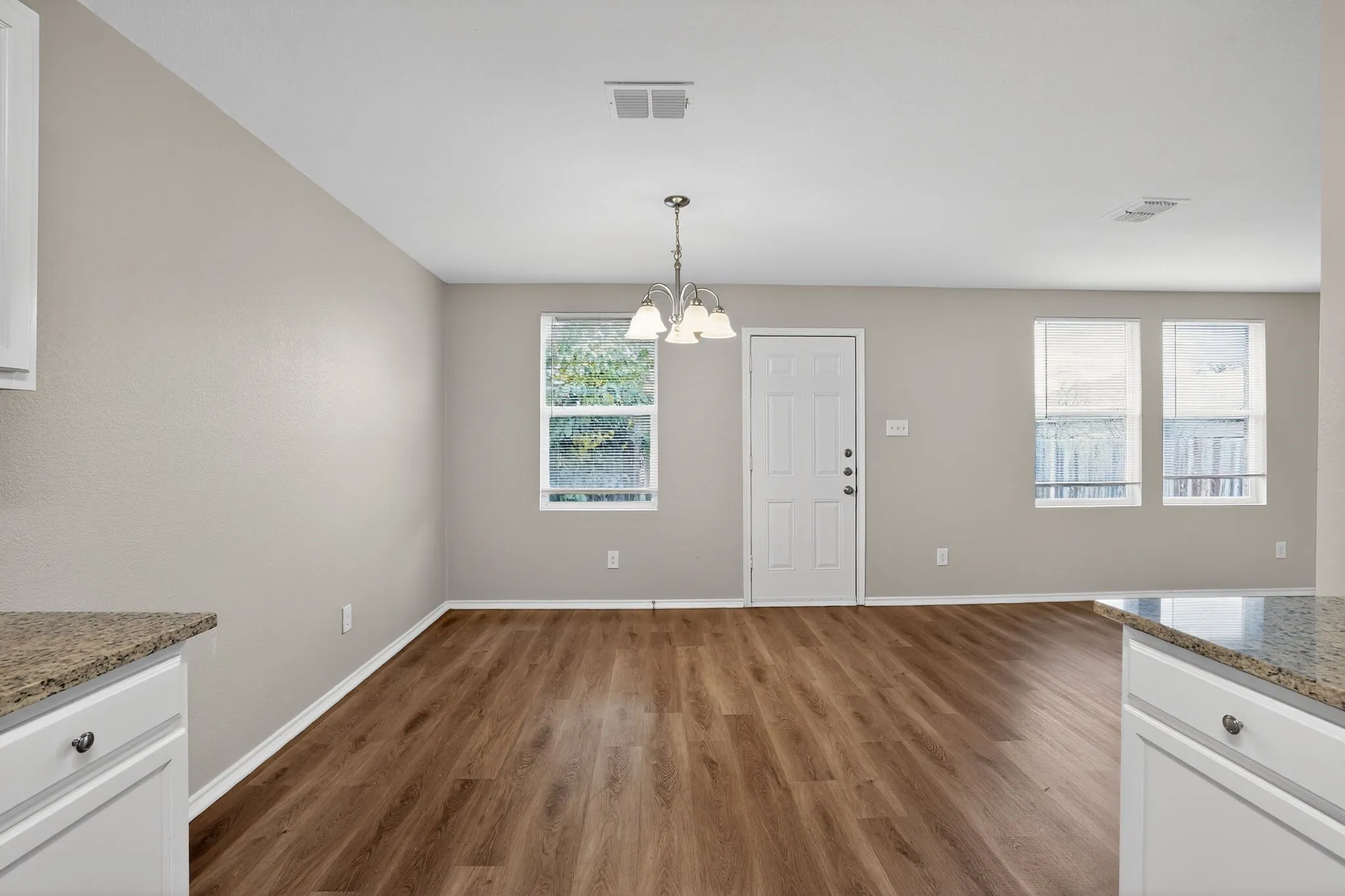 Single Family Residence For Sale in Tarrant County , 9236 Cheswick Drive, Fort Worth, Texas 76123, 4 Bedroom, 2 Bathroom, 2 Garage spaces, 2,262 Sqft, built in 2006, mls#21364999, Real Estate Agent in Fort Worth, Homes For Sale in Tarrant county, Homes For Sale in Fort Worth, Realtor in Fort Worth Texas, Real Estate Brokerage Independent Realty Texas, Luminita Cordes Realtor