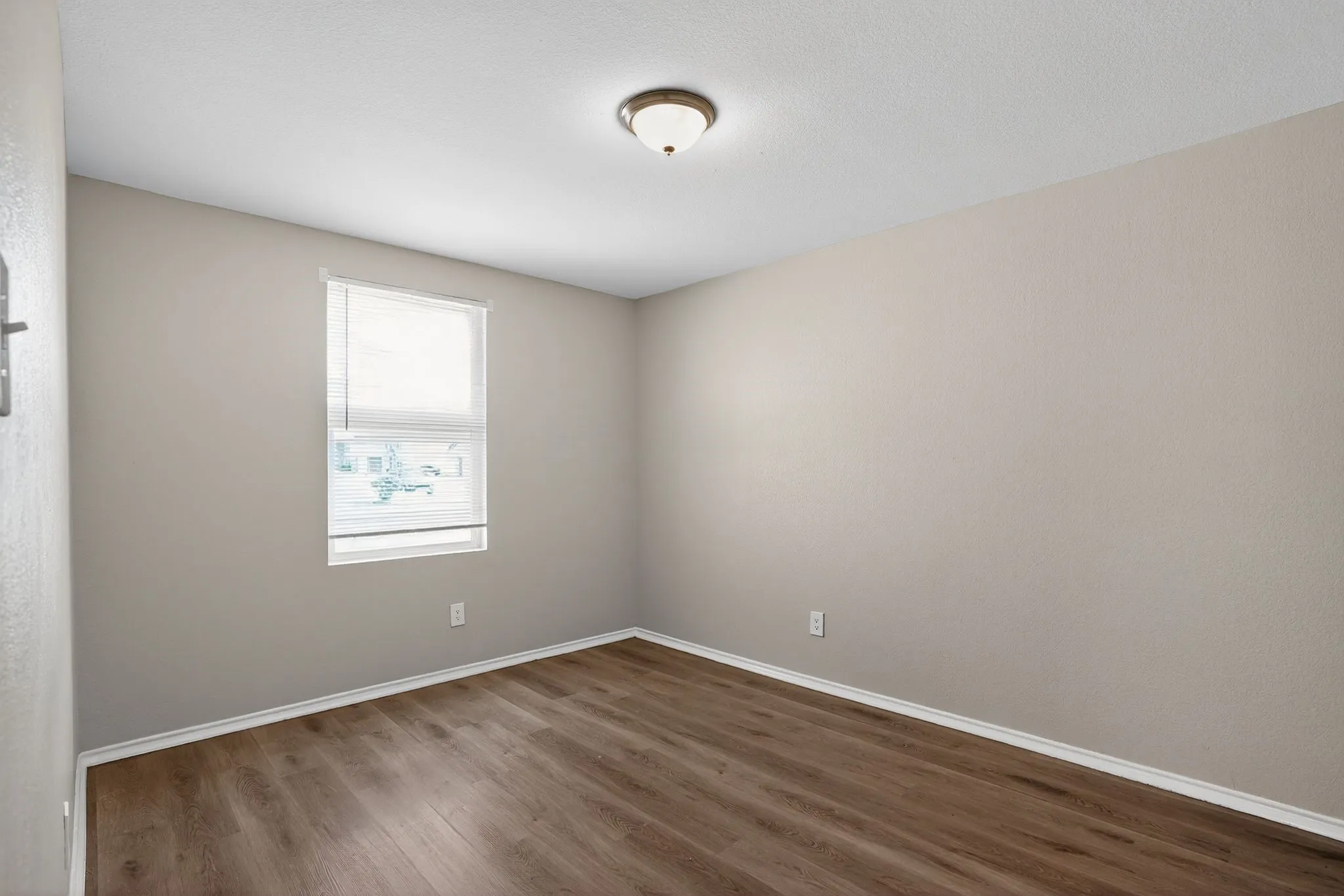 Single Family Residence For Sale in Tarrant County , 9236 Cheswick Drive, Fort Worth, Texas 76123, 4 Bedroom, 2 Bathroom, 2 Garage spaces, 2,262 Sqft, built in 2006, mls#21364999, Real Estate Agent in Fort Worth, Homes For Sale in Tarrant county, Homes For Sale in Fort Worth, Realtor in Fort Worth Texas, Real Estate Brokerage Independent Realty Texas, Luminita Cordes Realtor