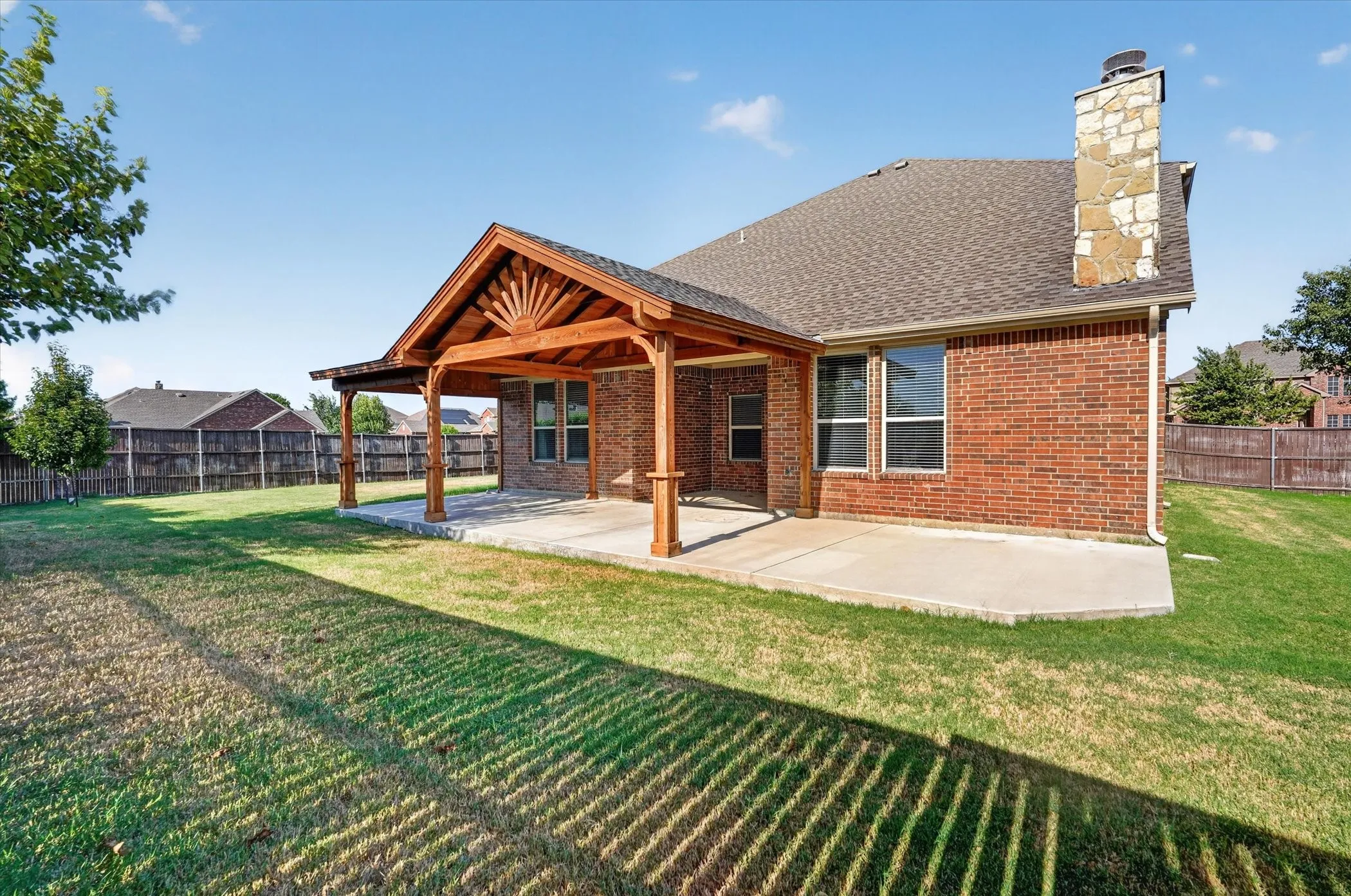 Single Family Residence For Sale in Collin County , 711 Lariat Lane, Wylie, Texas 75098, 5 Bedroom, 3 Bathroom, 2 Garage spaces, 2,921 Sqft, built in 2013, mls#21363315, Real Estate Agent in Wylie, Homes For Sale in Collin county, Homes For Sale in Wylie, Realtor in Wylie Texas, Real Estate Brokerage Independent Realty Texas, Luminita Cordes Realtor