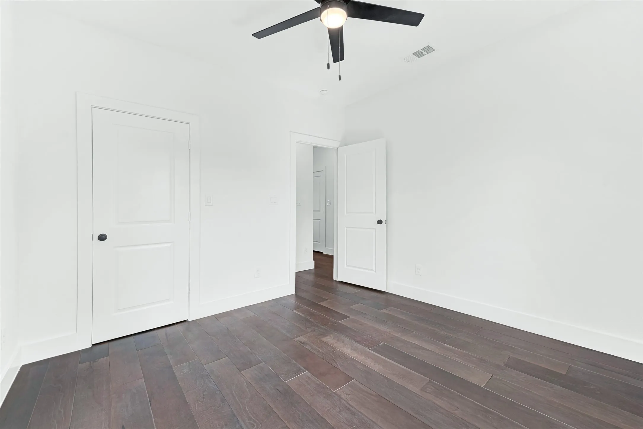 Single Family Residence For Sale in Hunt County , 2821 Morse Street, Greenville, Texas 75401, 3 Bedroom, 2 Bathroom, 2 Garage spaces, 1,540 Sqft, built in 2026, mls#21364975, Real Estate Agent in Greenville, Homes For Sale in Hunt county, Homes For Sale in Greenville, Realtor in Greenville Texas, Real Estate Brokerage Independent Realty Texas, Luminita Cordes Realtor