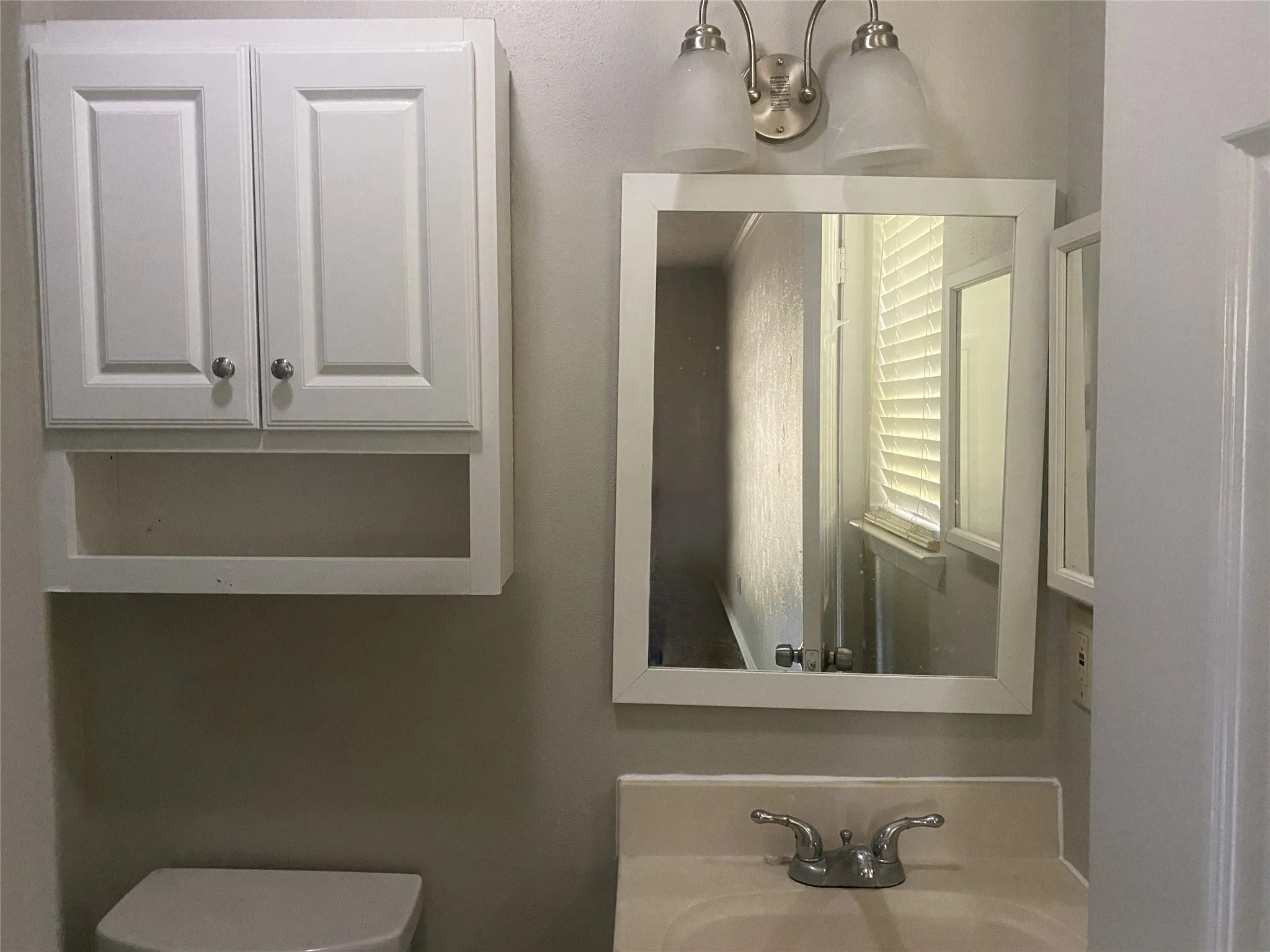 Single Family Residence For Rent in Collin County , 423 Shady Brook Place, Richardson, Texas 75080, 4 Bedroom, 2 Bathroom, 2 Garage spaces, 1,706 Sqft, built in 1969, mls#21364798, Real Estate Agent in Richardson, Homes For Rent in Collin county, Homes For Rent in Richardson, Realtor in Richardson Texas, Real Estate Brokerage Independent Realty Texas, Luminita Cordes Realtor