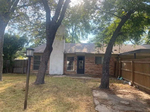 Single Family Residence For Rent in Collin County , 423 Shady Brook Place, Richardson, Texas 75080, 4 Bedroom, 2 Bathroom, 2 Garage spaces, 1,706 Sqft, built in 1969, mls#21364798, Real Estate Agent in Richardson, Homes For Rent in Collin county, Homes For Rent in Richardson, Realtor in Richardson Texas, Real Estate Brokerage Independent Realty Texas, Luminita Cordes Realtor