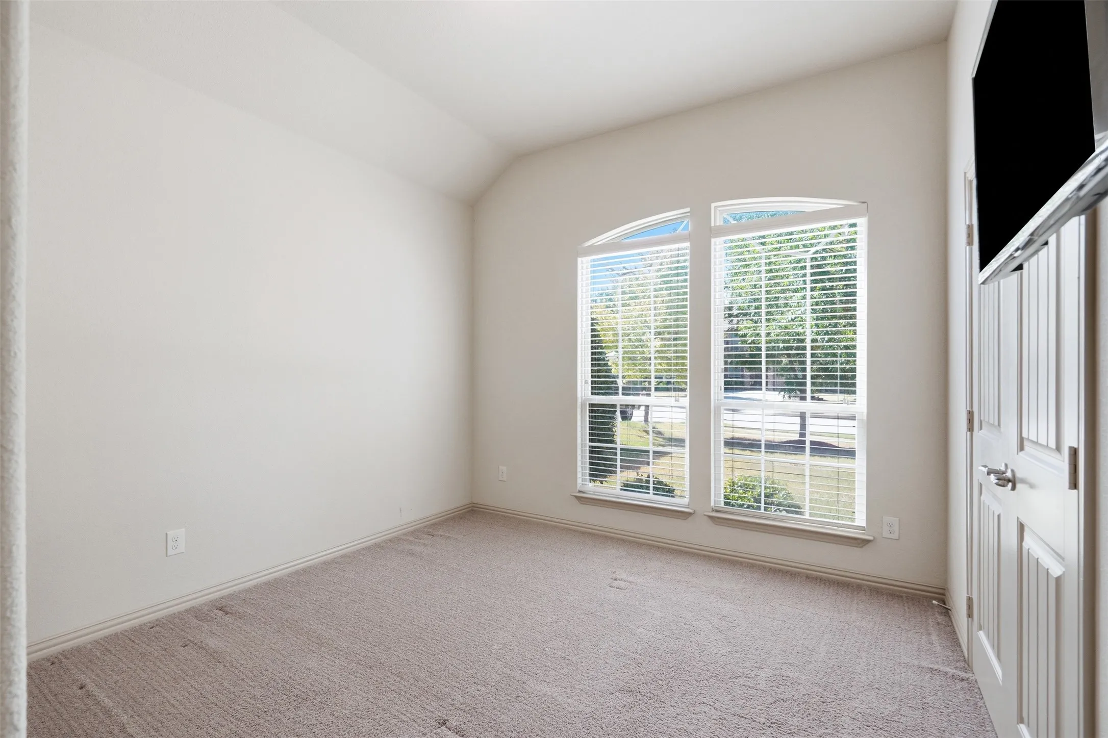 Office/4th bedroom