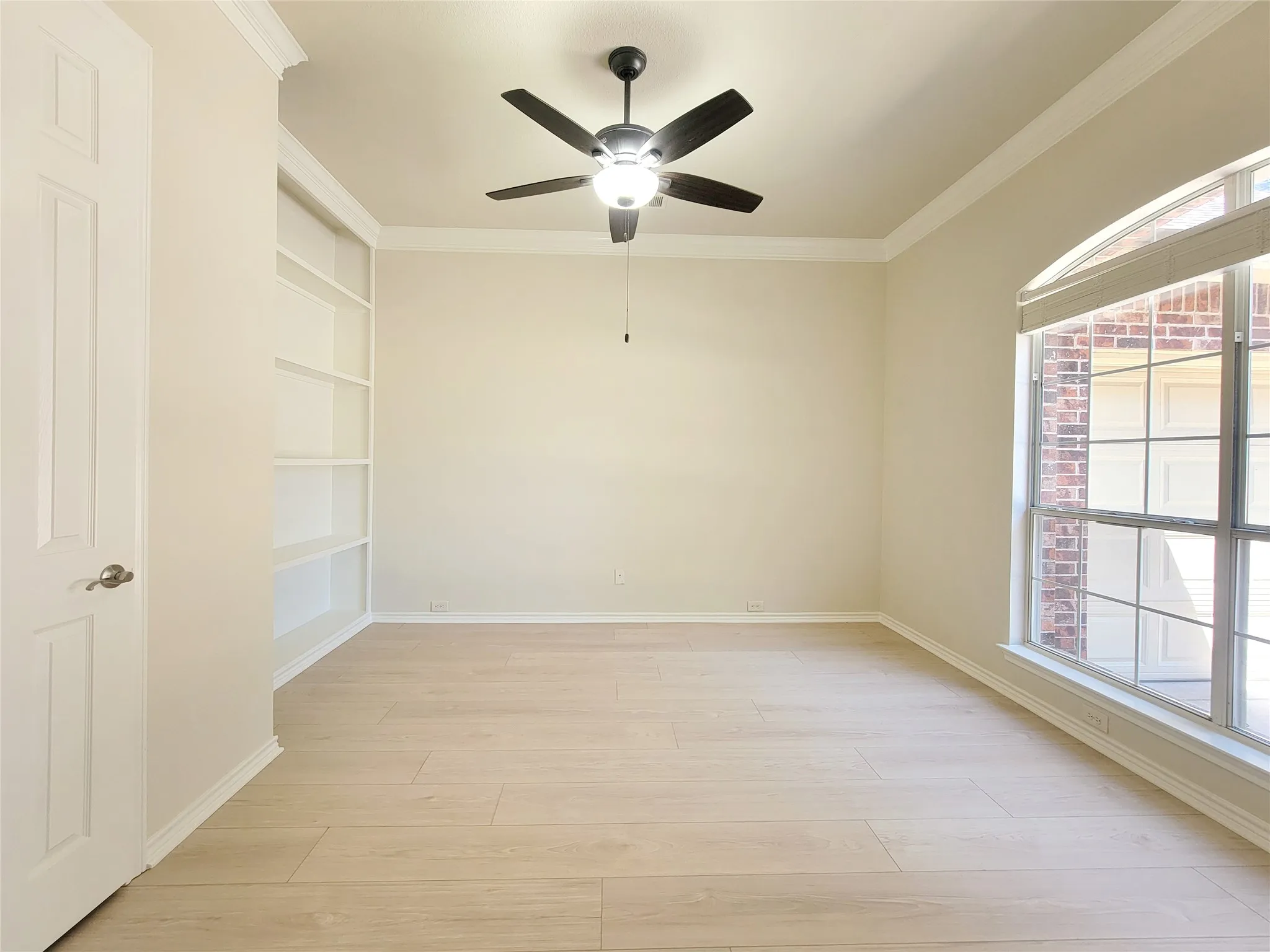 Single Family Residence For Sale in Denton County , 3402 Bentley Court, Highland Village, Texas 75077, 5 Bedroom, 3 Bathroom, 2 Garage spaces, 3,077 Sqft, built in 2001, mls#21365024, Real Estate Agent in Highland Village, Homes For Sale in Denton county, Homes For Sale in Highland Village, Realtor in Highland Village Texas, Real Estate Brokerage Independent Realty Texas, Luminita Cordes Realtor