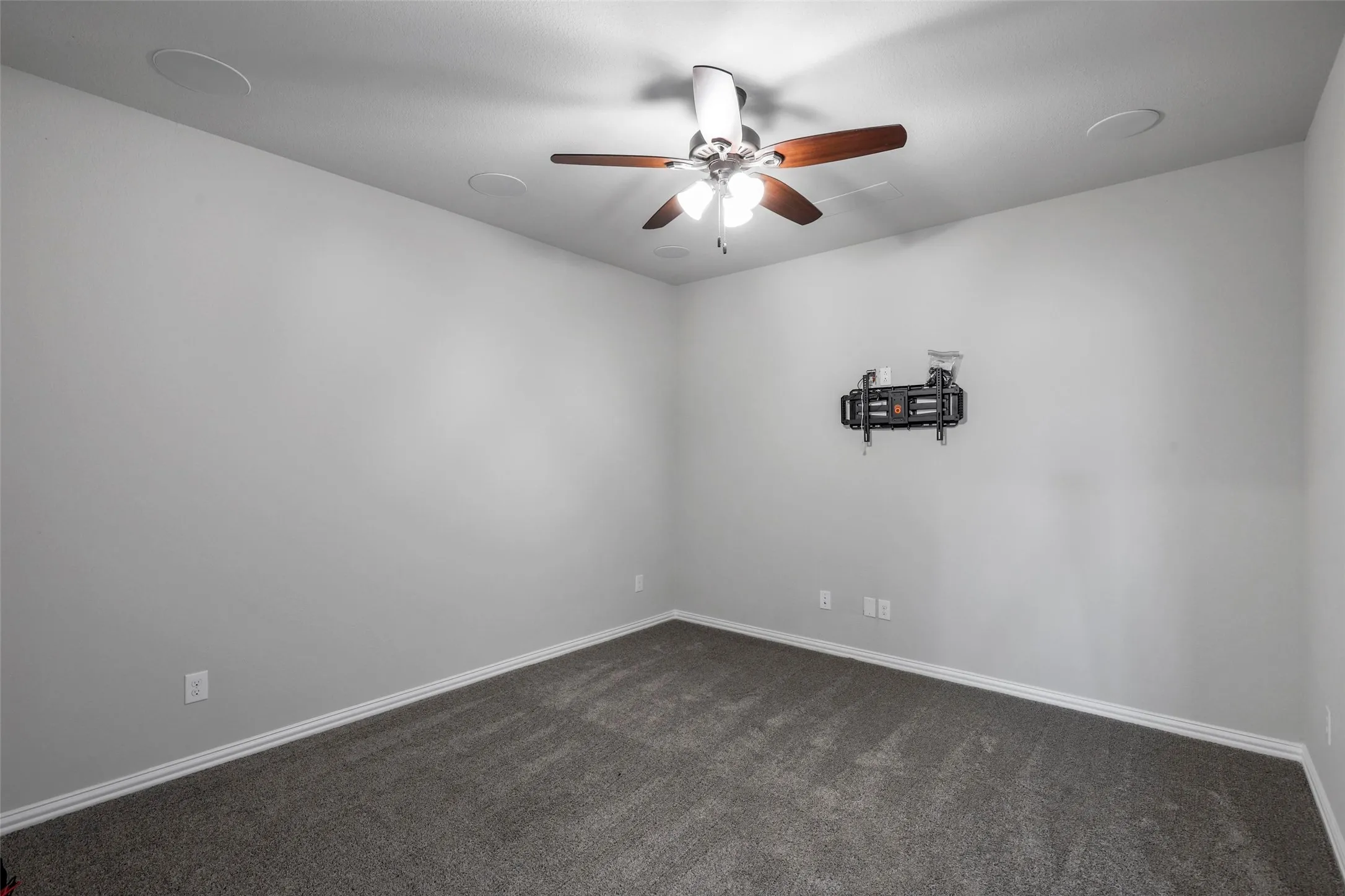 Single Family Residence For Rent in Parker County , 15105 Stargazer Drive, Aledo, Texas 76008, 4 Bedroom, 3 Bathroom, 3 Garage spaces, 3,145 Sqft, built in 2020, mls#21365026, Real Estate Agent in Aledo, Homes For Rent in Parker county, Homes For Rent in Aledo, Realtor in Aledo Texas, Real Estate Brokerage Independent Realty Texas, Luminita Cordes Realtor